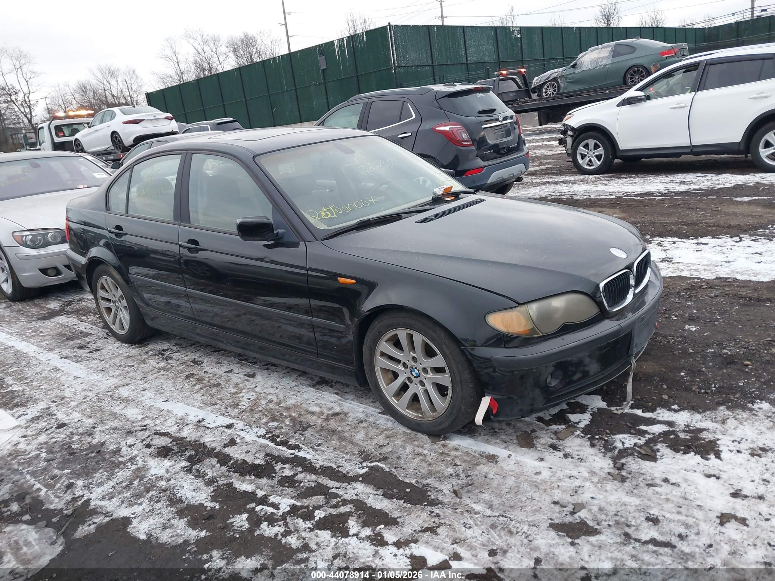 WBAET37413NJ40215
