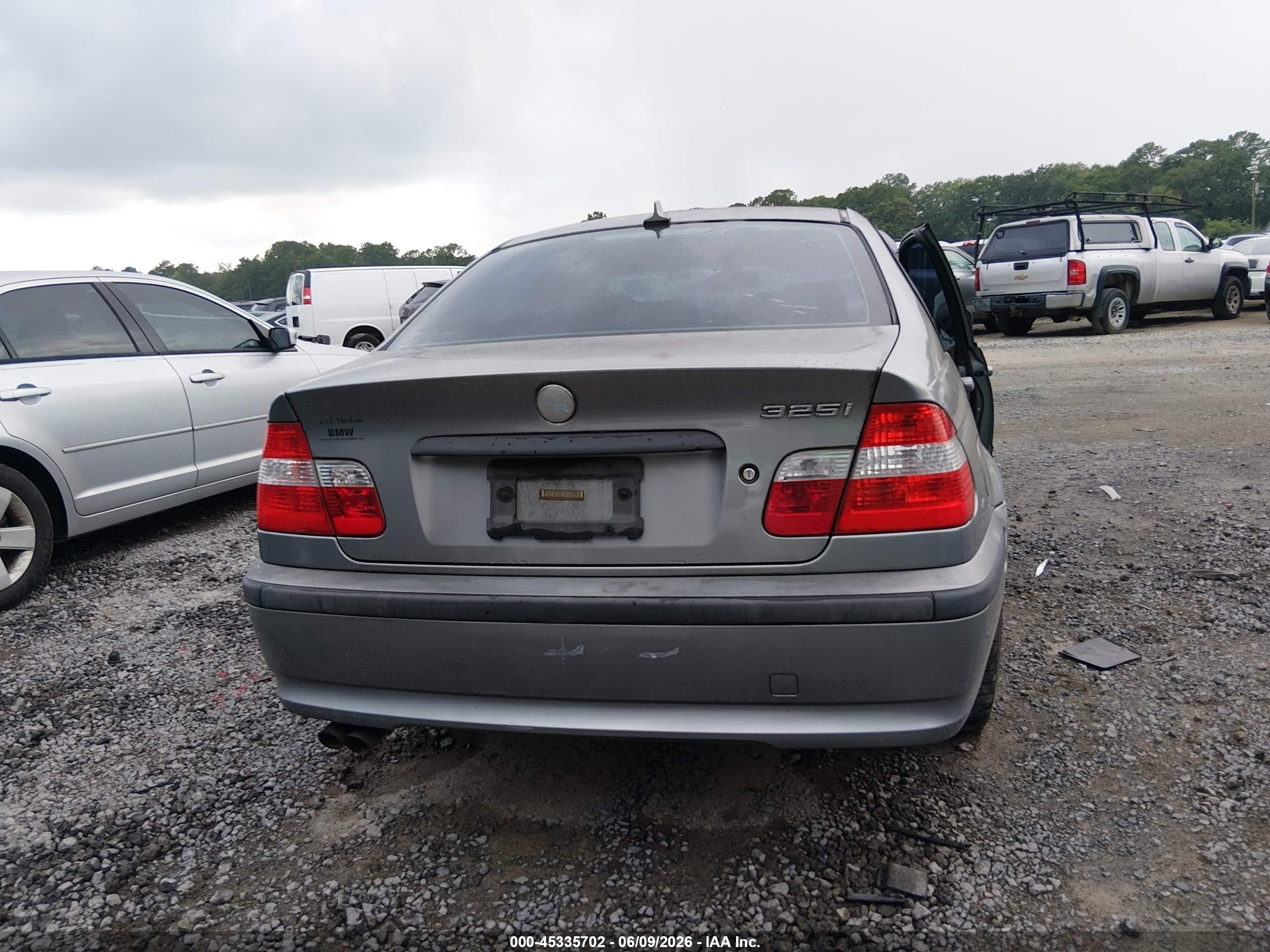2004 Bmw 325i   Серебряный vin: WBAET37414NJ80862