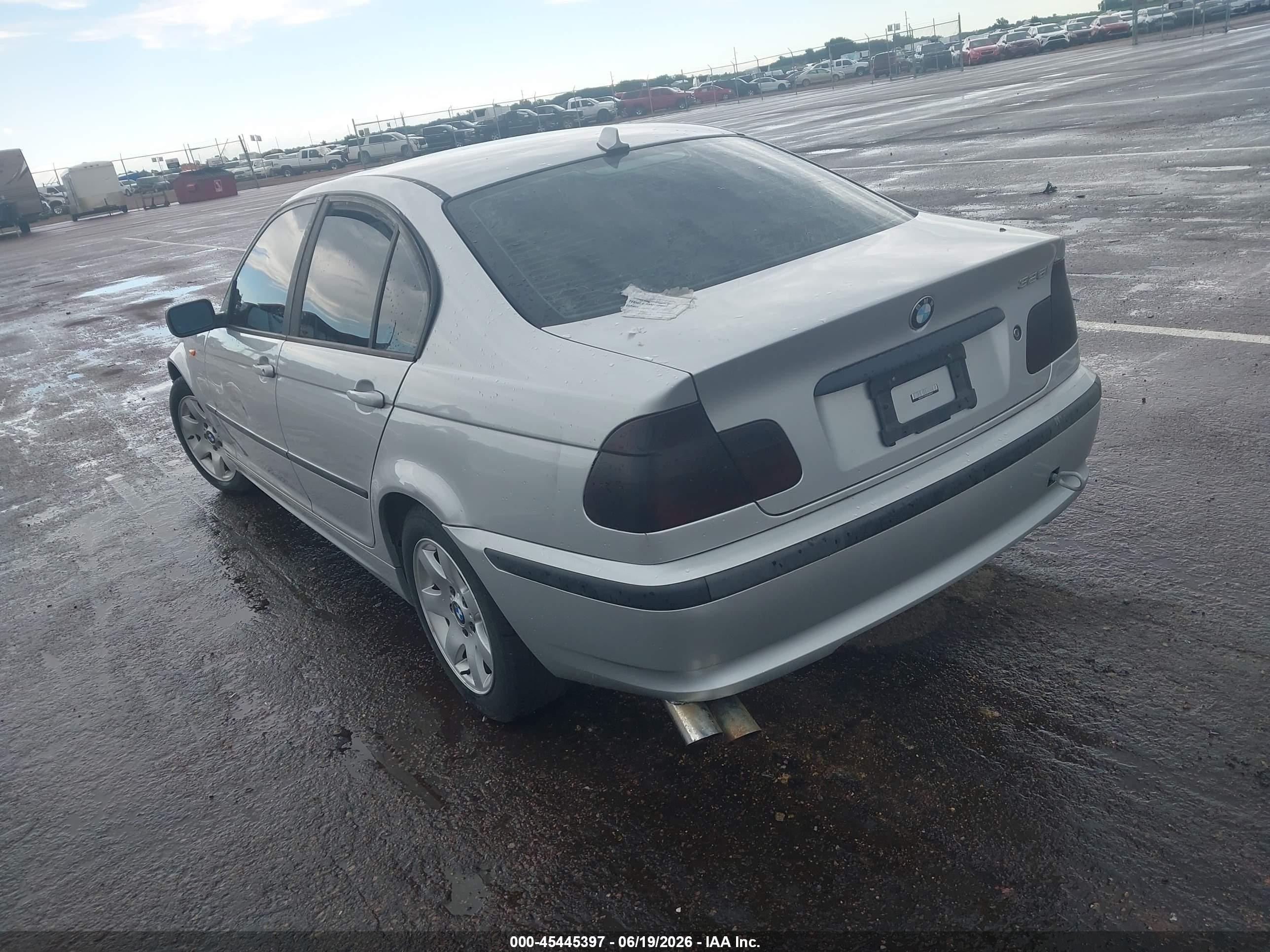 2005 Bmw 325i   Silver vin: WBAET37415NJ86937