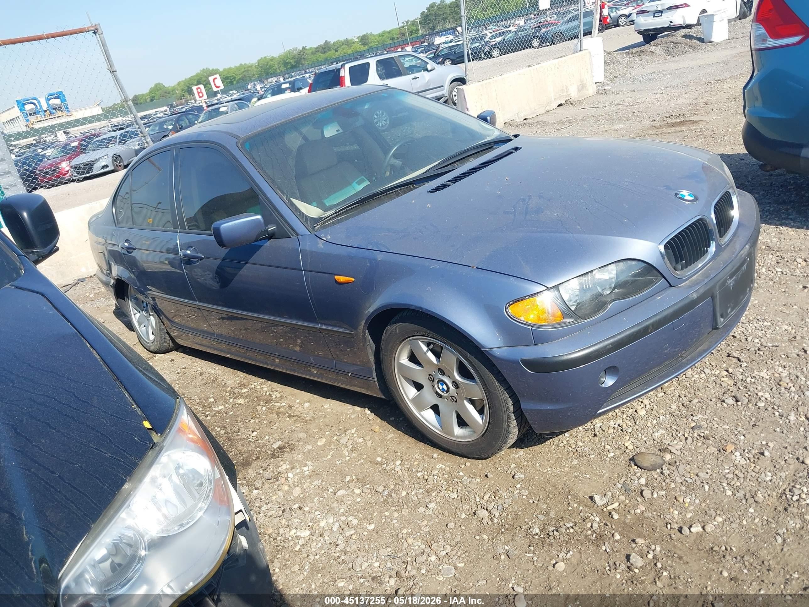WBAET37415NJ90535