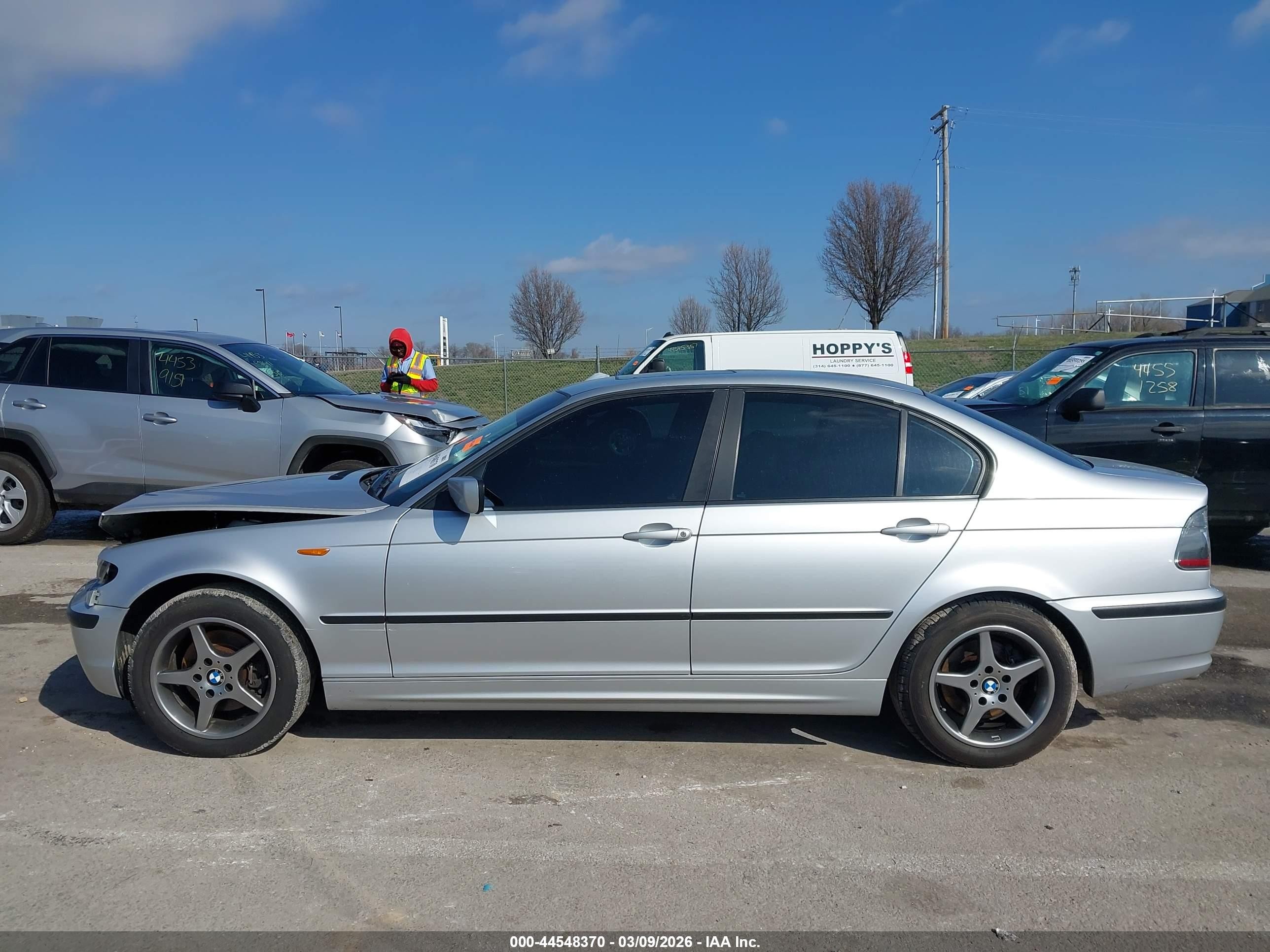 2003 Bmw 325i   Silver vin: WBAET37423NJ29420