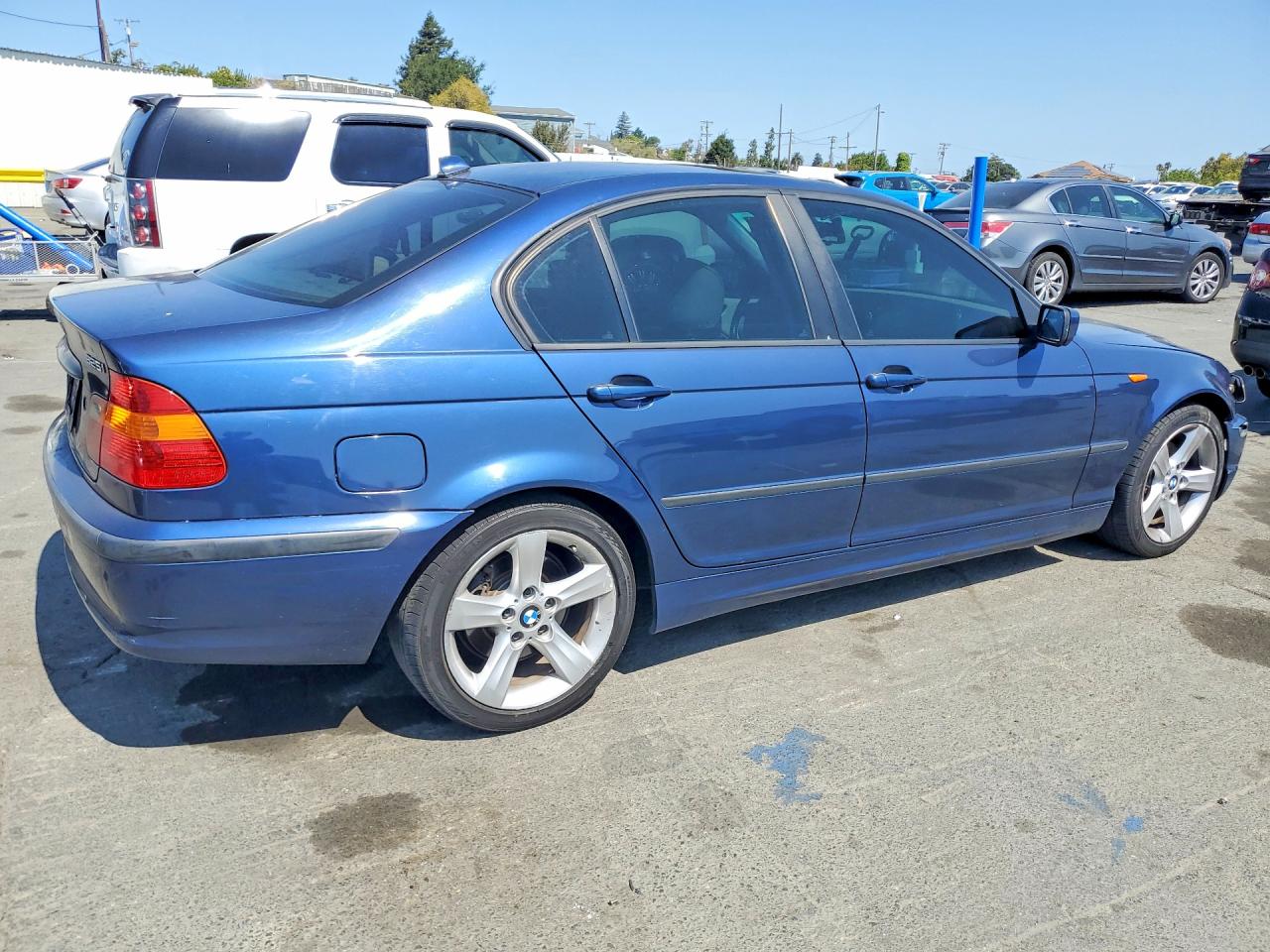 2005 Bmw 325 I Blue vin: WBAET37425NJ87255