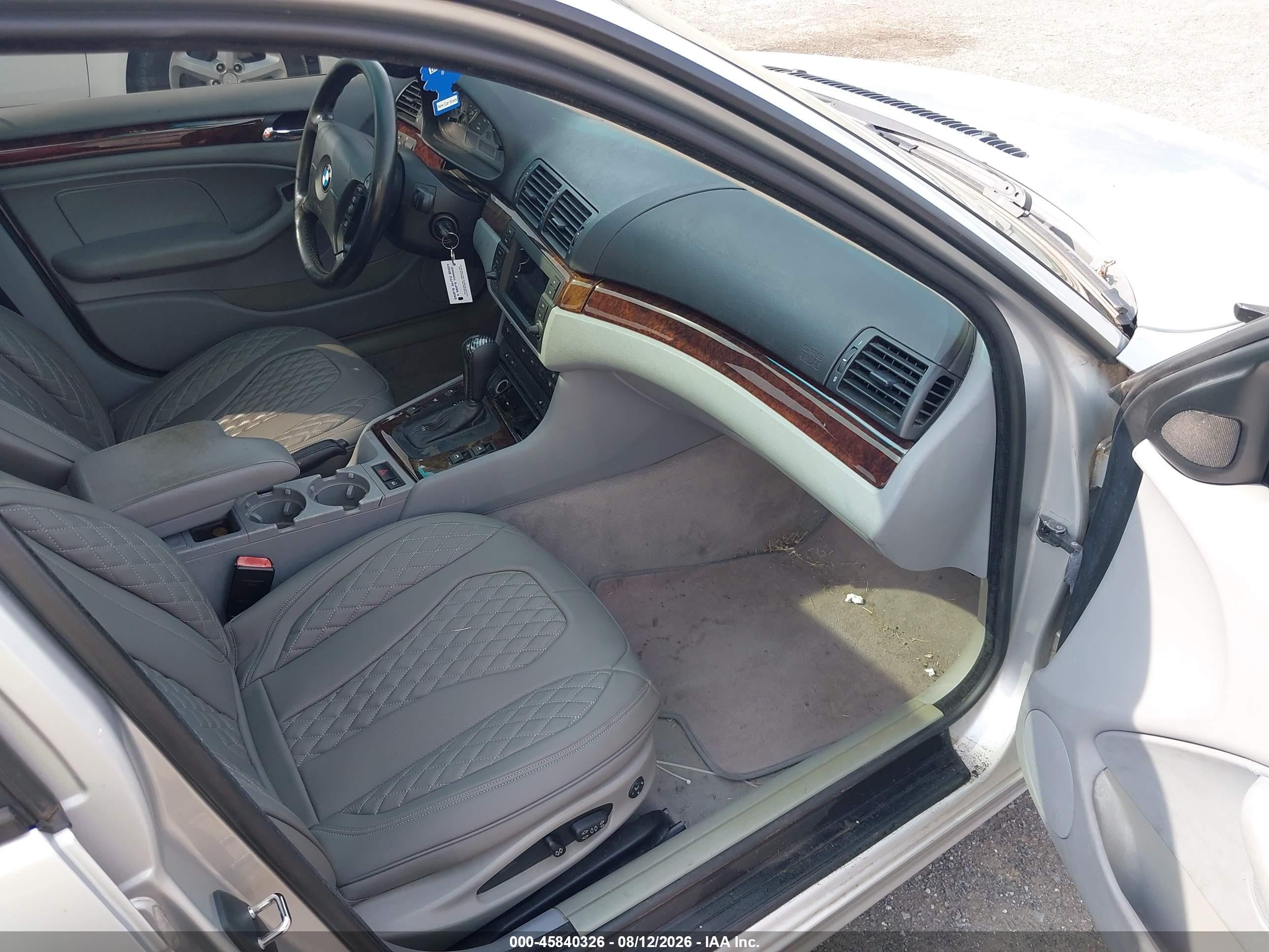 2005 Bmw 325i   Silver vin: WBAET37445NJ86219