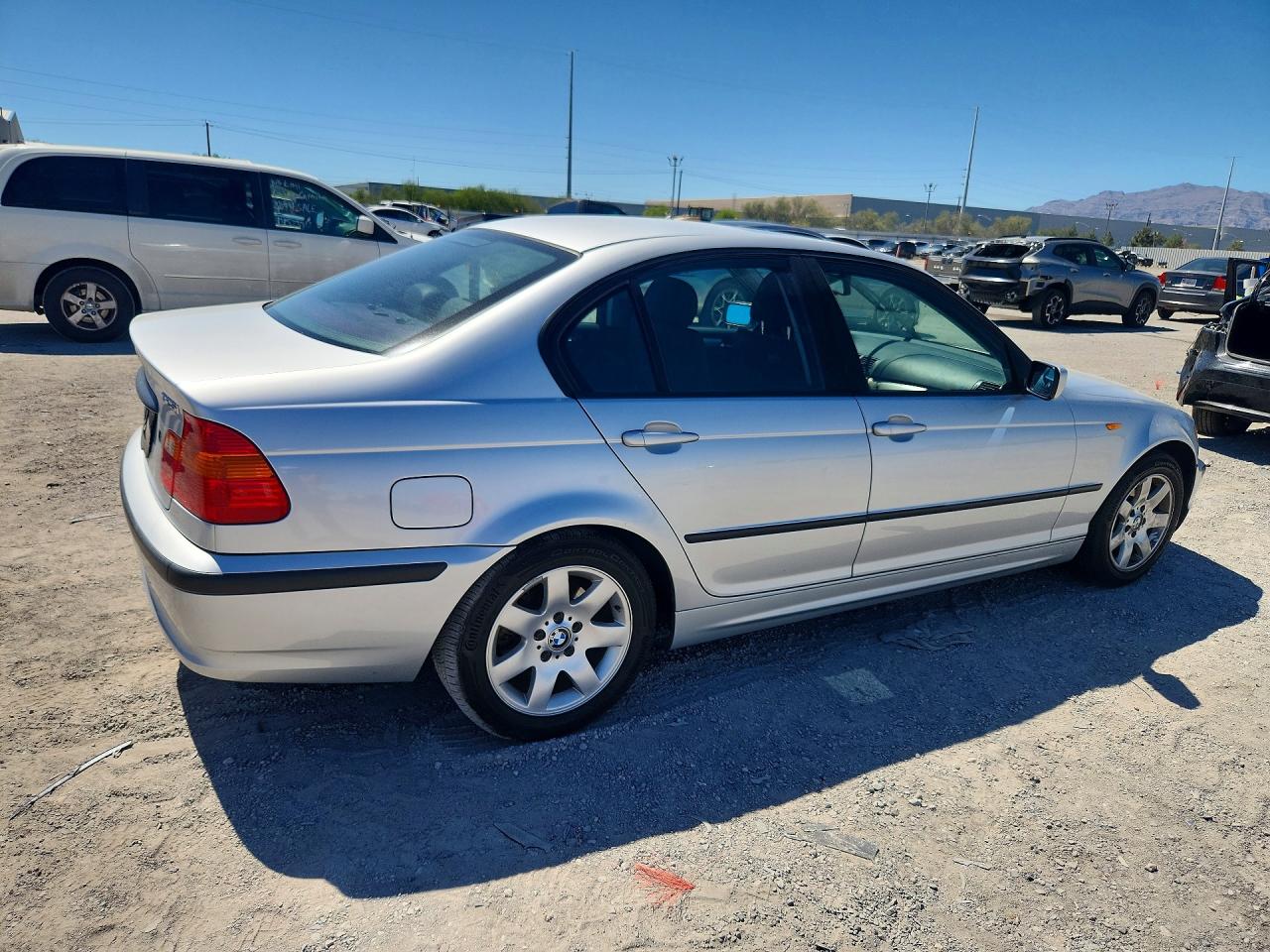 2003 Bmw 325 I Silver vin: WBAET37453NJ34952