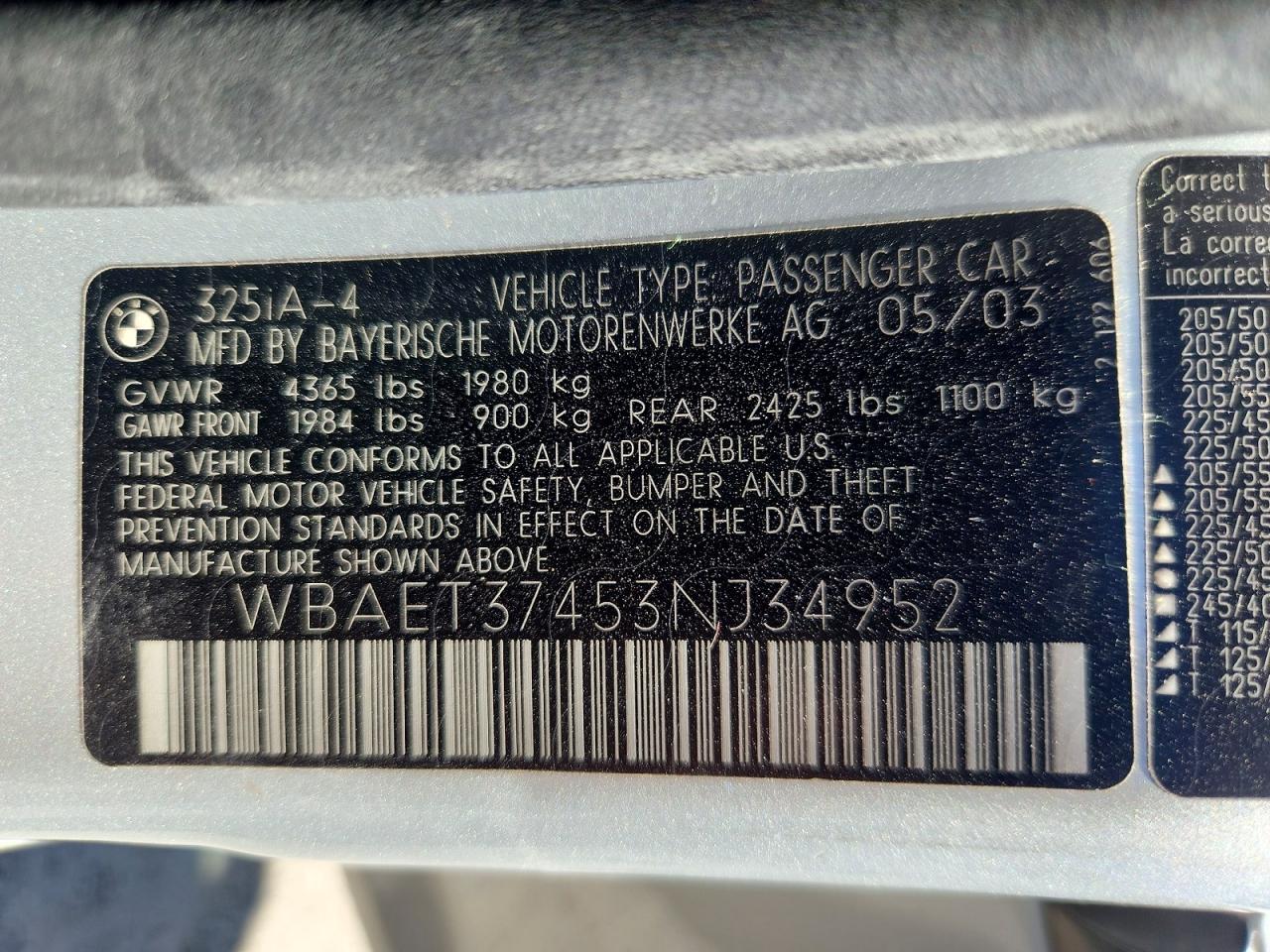 2003 Bmw 325 I Silver vin: WBAET37453NJ34952