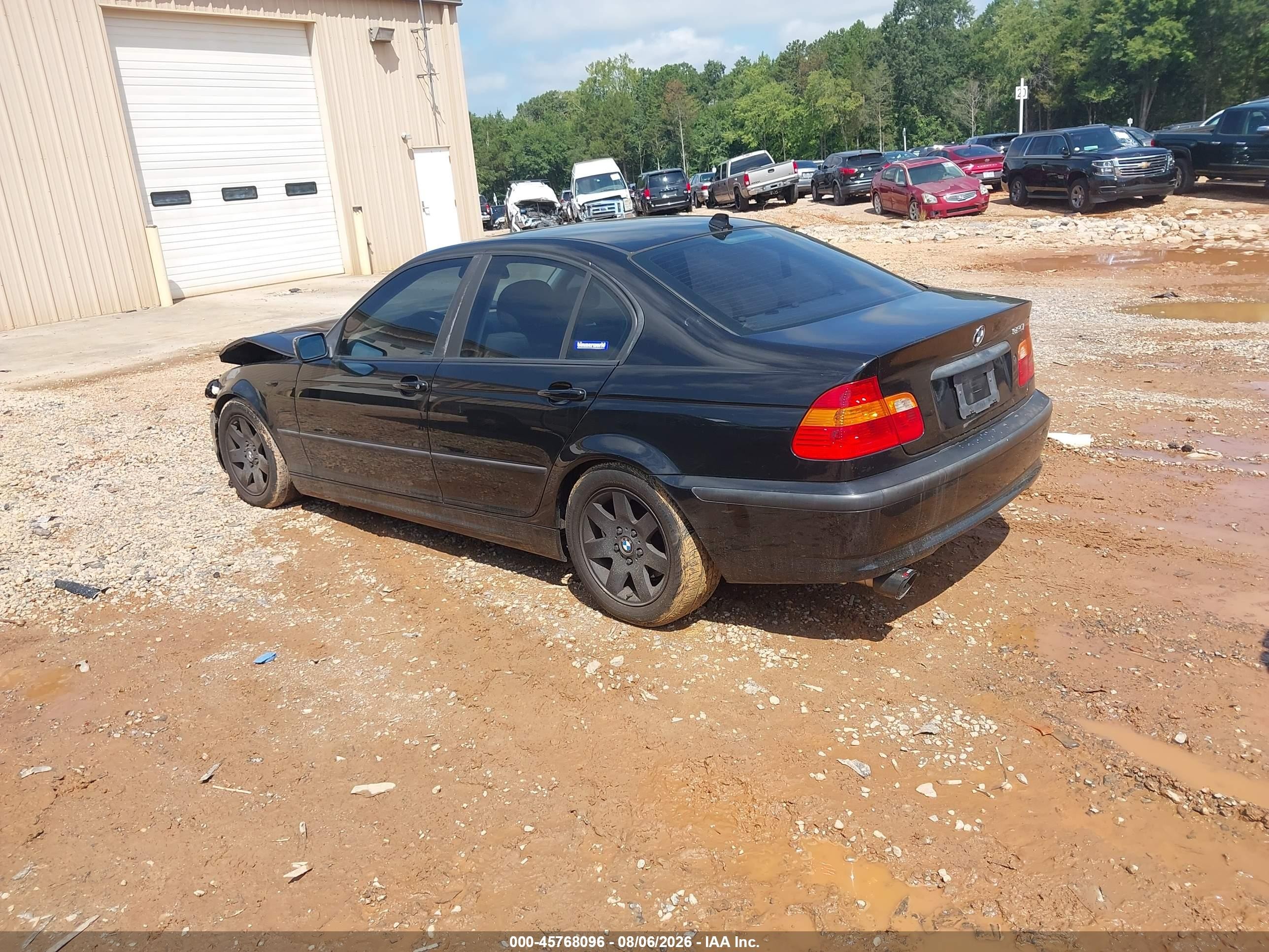 2004 Bmw 325i   Black vin: WBAET37474NJ83927