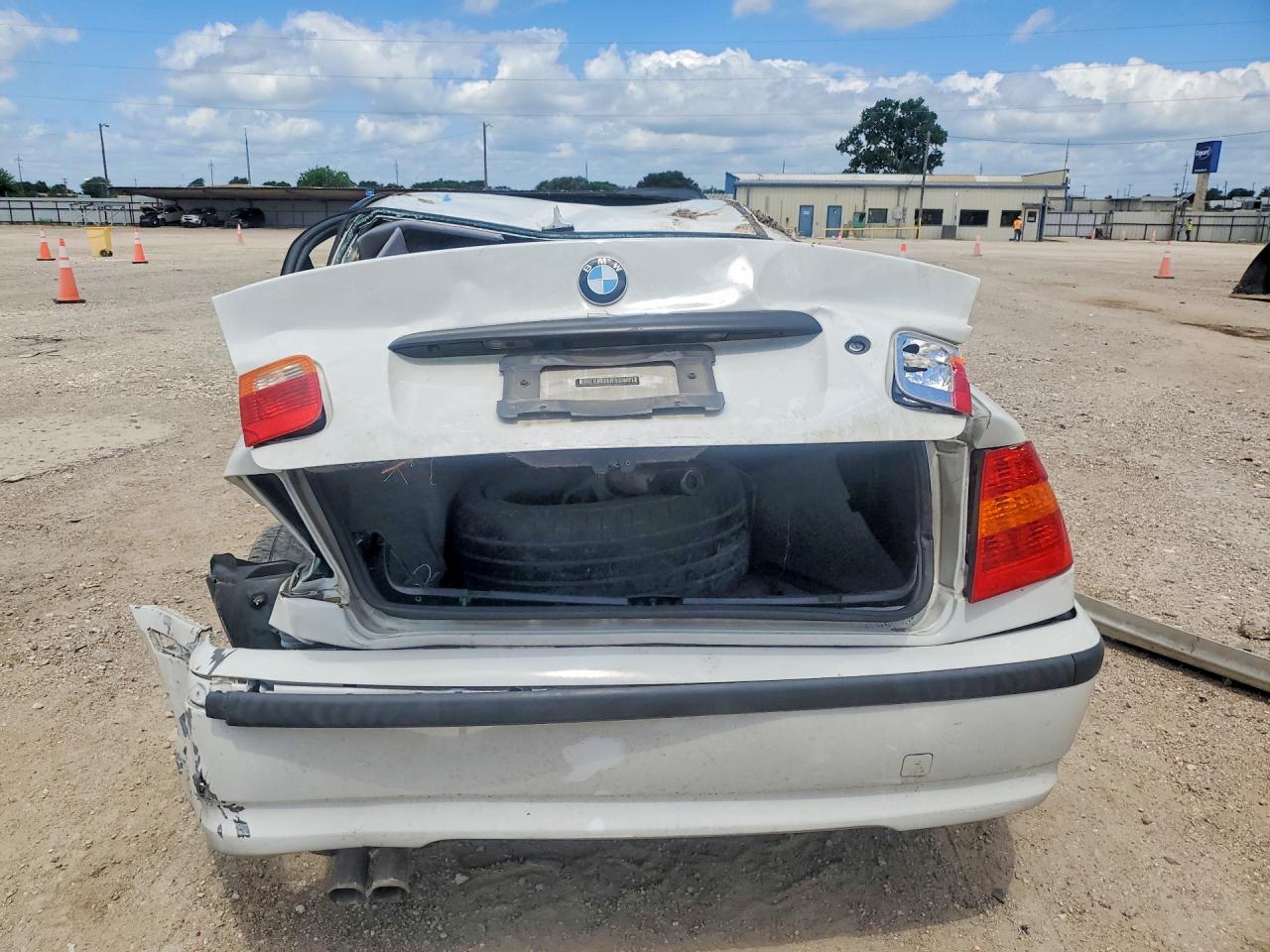 2005 Bmw 325 I White vin: WBAET37475NJ86960