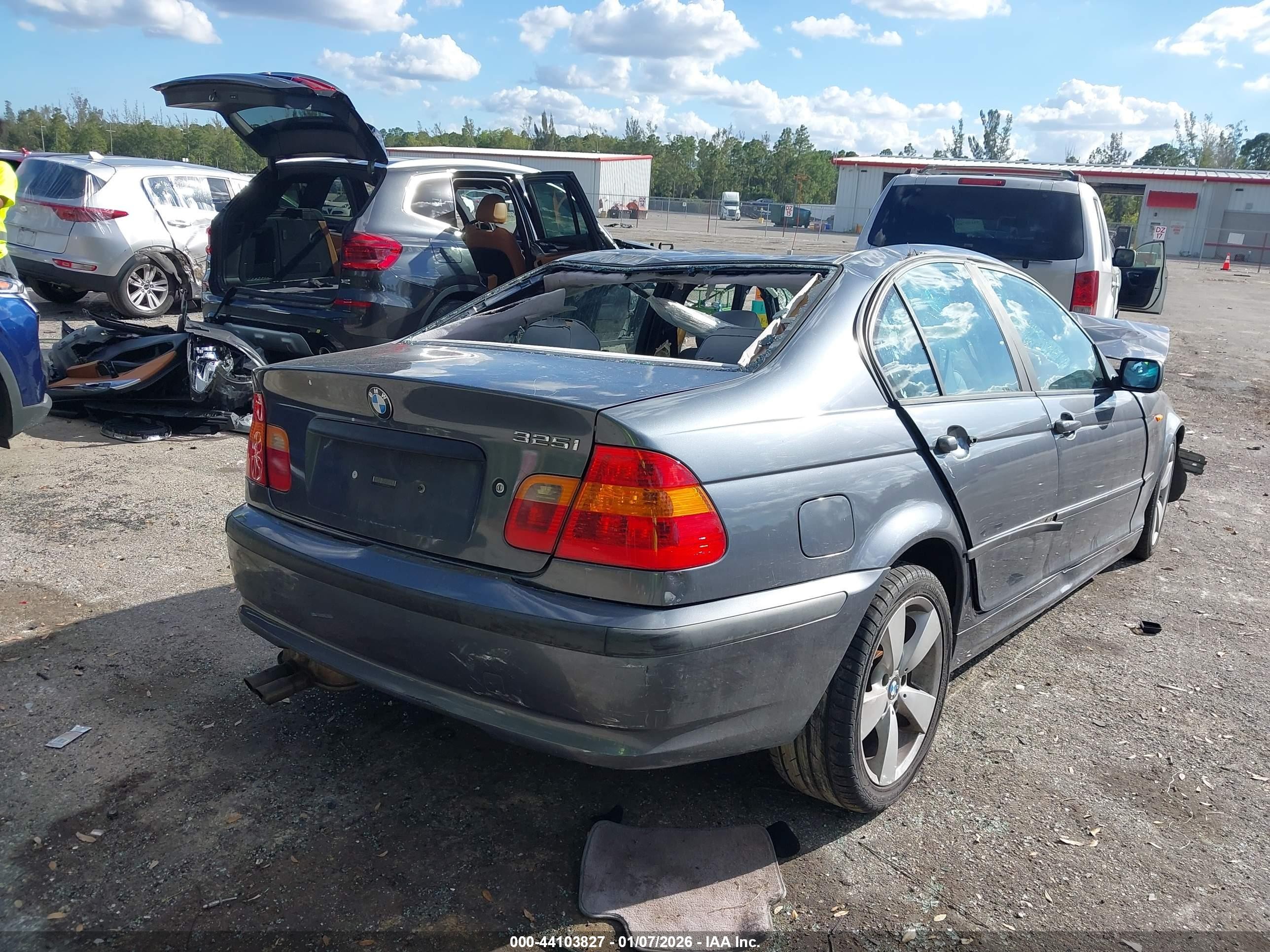 2002 Bmw 325i   Серый vin: WBAET37482NJ18260