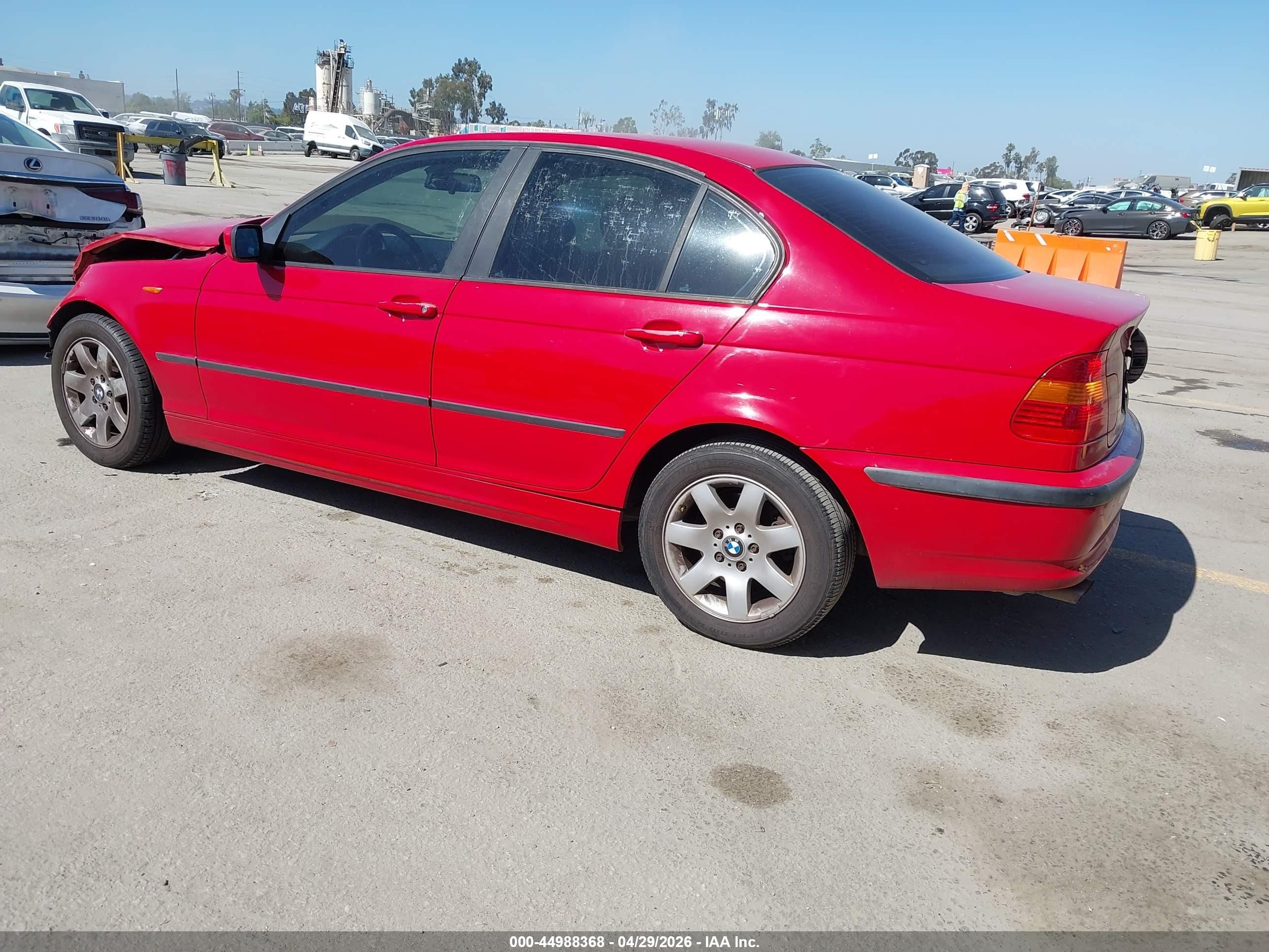2003 Bmw 325i   Red vin: WBAET37483NJ39546