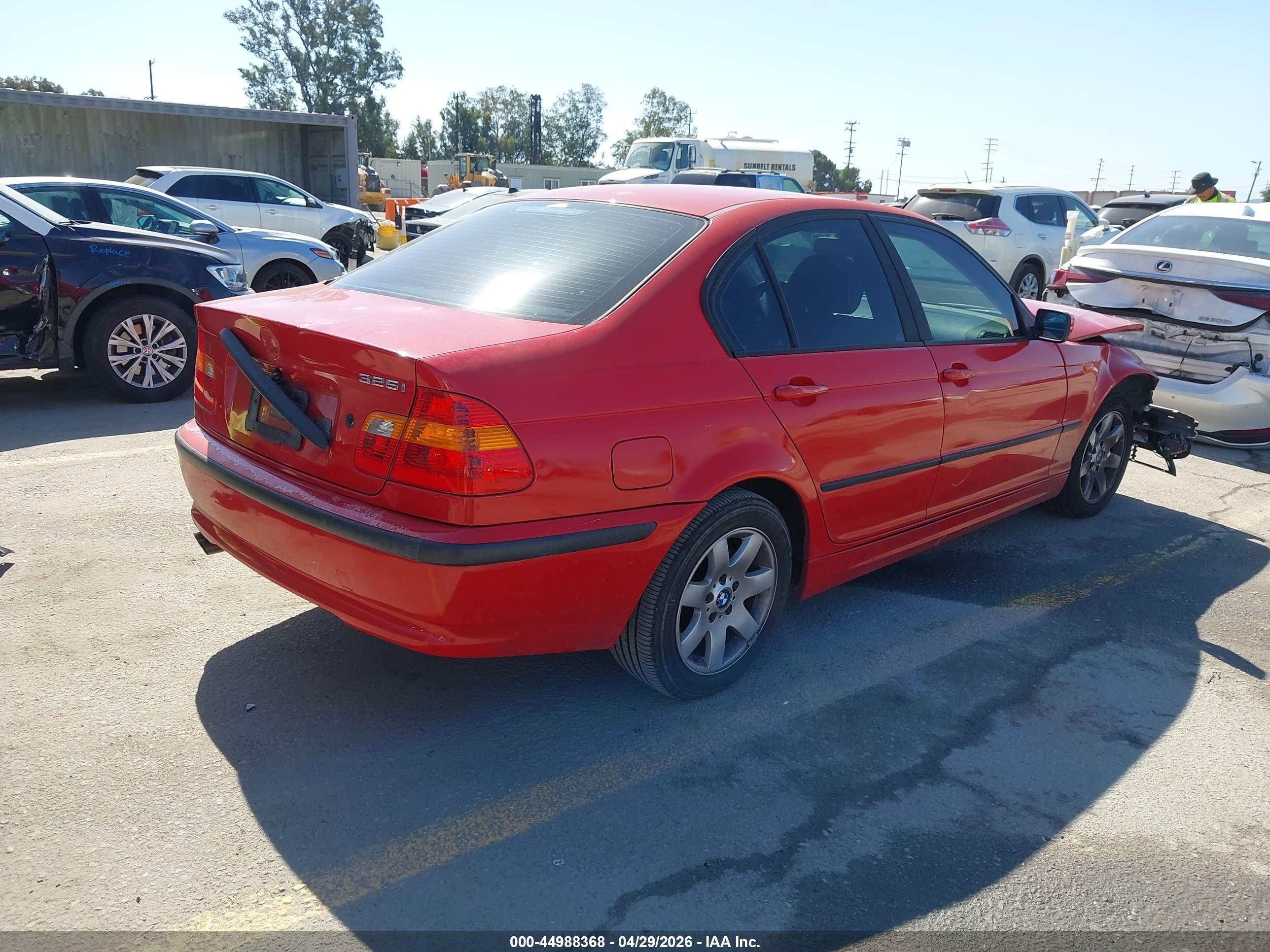 2003 Bmw 325i   Red vin: WBAET37483NJ39546