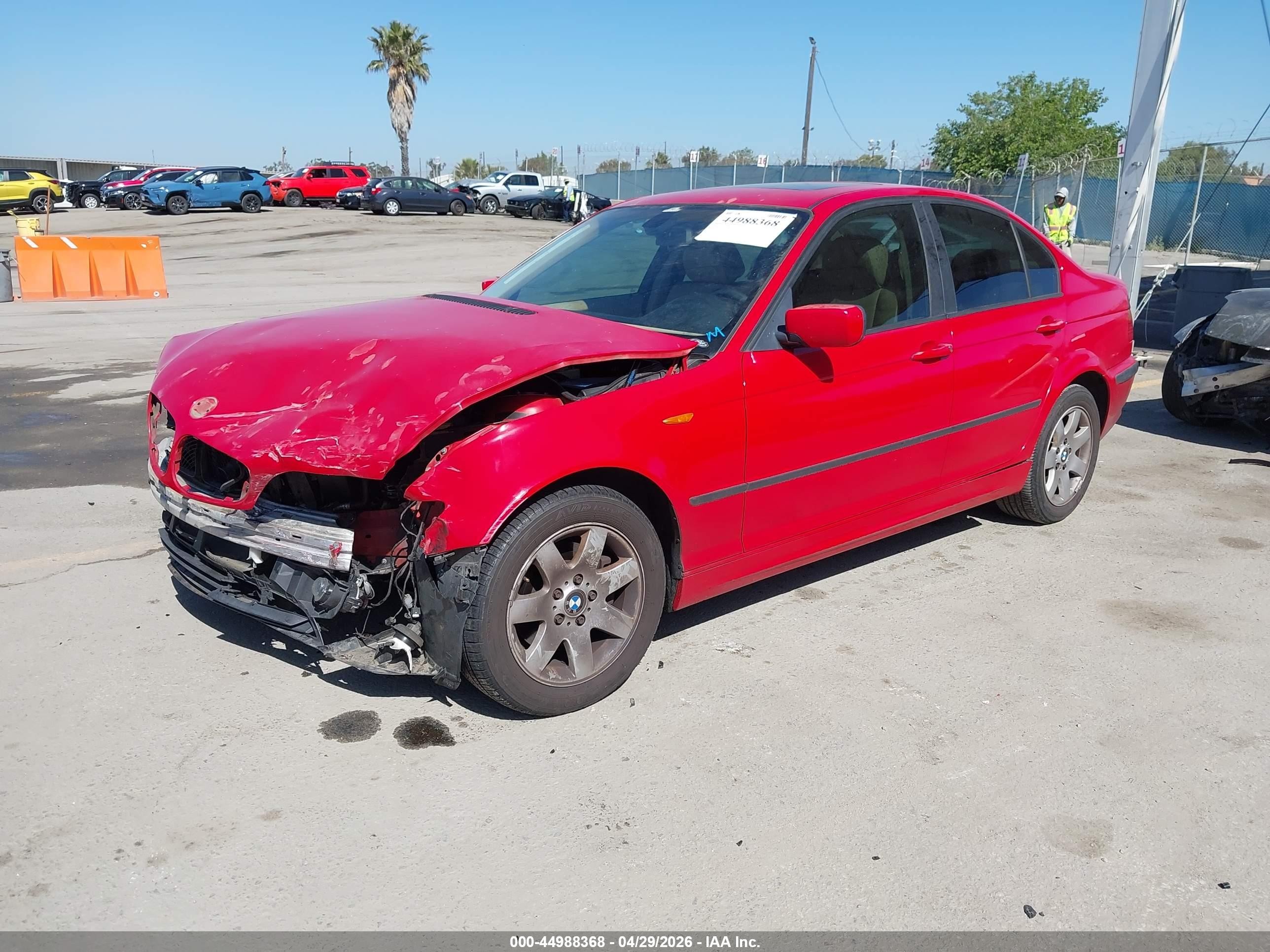 2003 Bmw 325i   Red vin: WBAET37483NJ39546