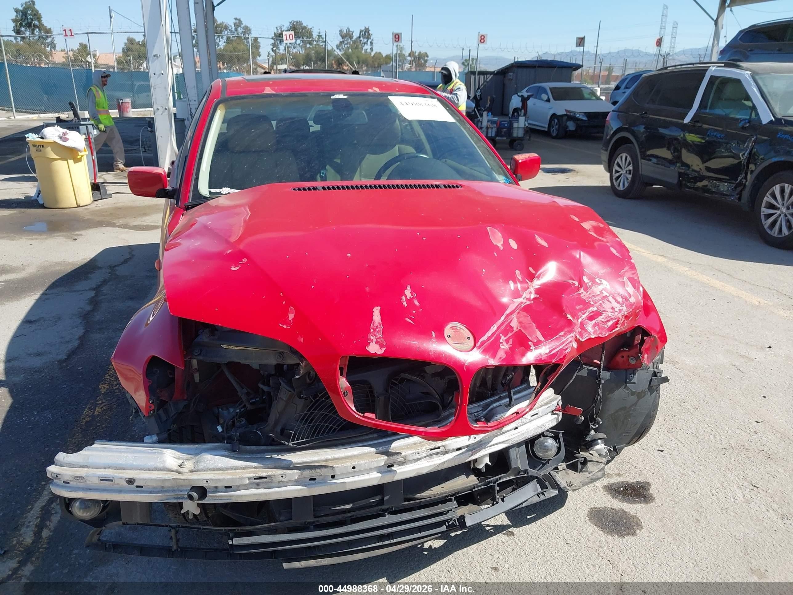 2003 Bmw 325i   Red vin: WBAET37483NJ39546