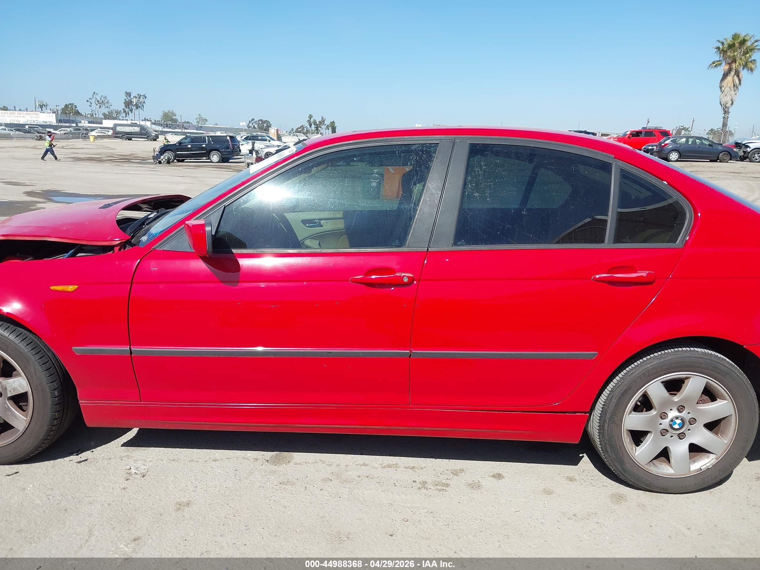 2003 Bmw 325i   Red vin: WBAET37483NJ39546