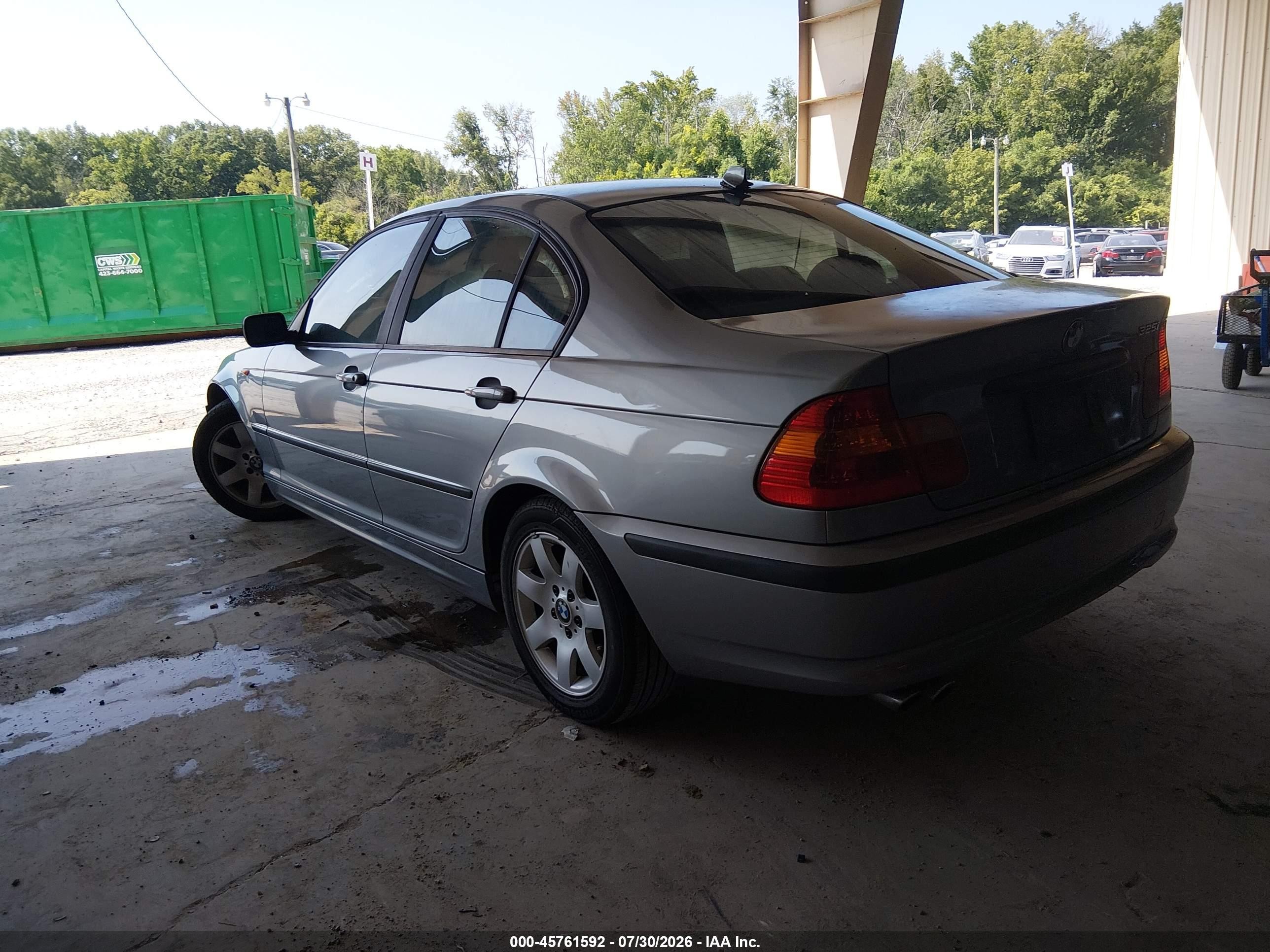 2005 Bmw 325i   Silver vin: WBAET37485NJ86143