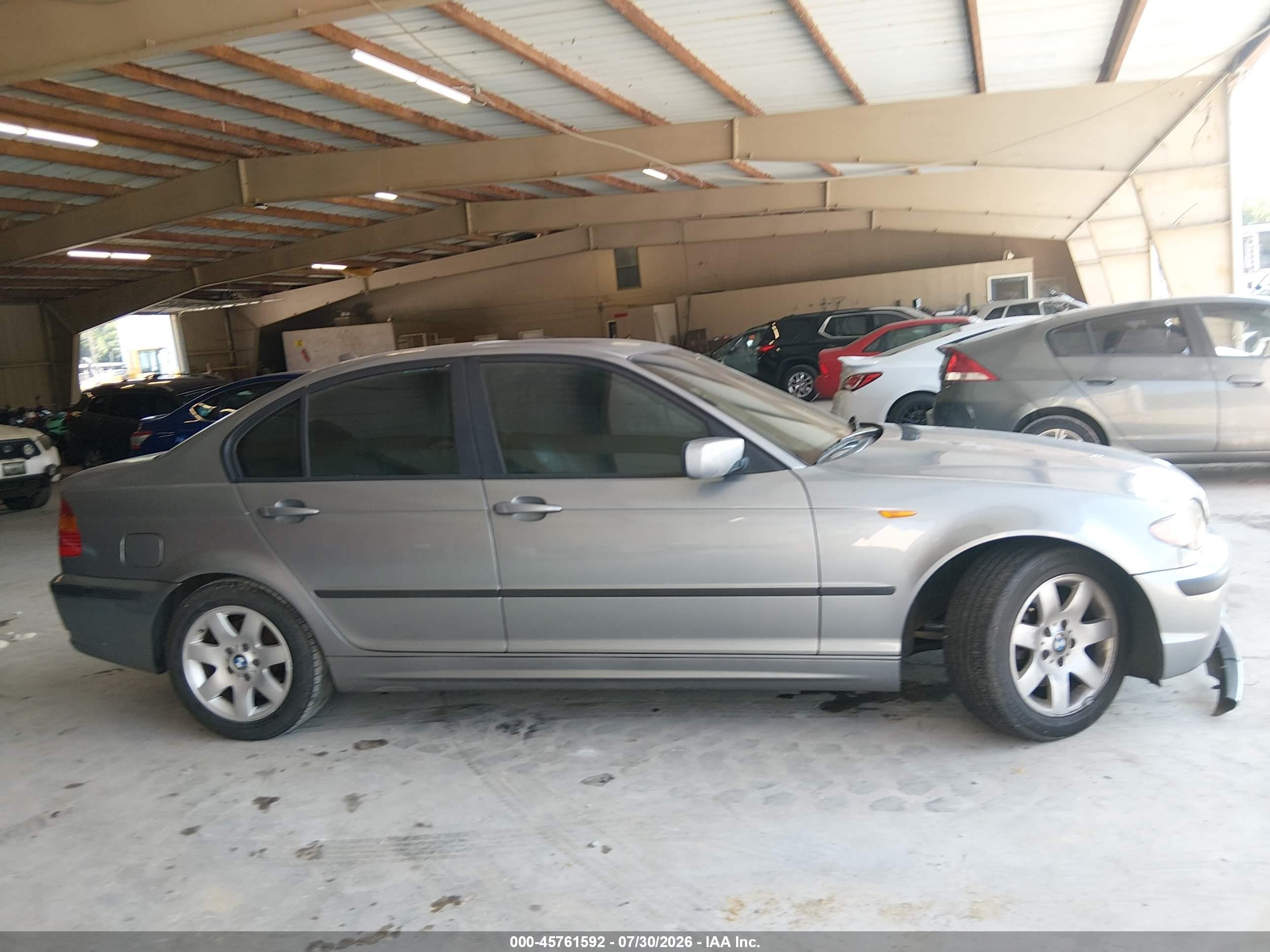 2005 Bmw 325i   Silver vin: WBAET37485NJ86143