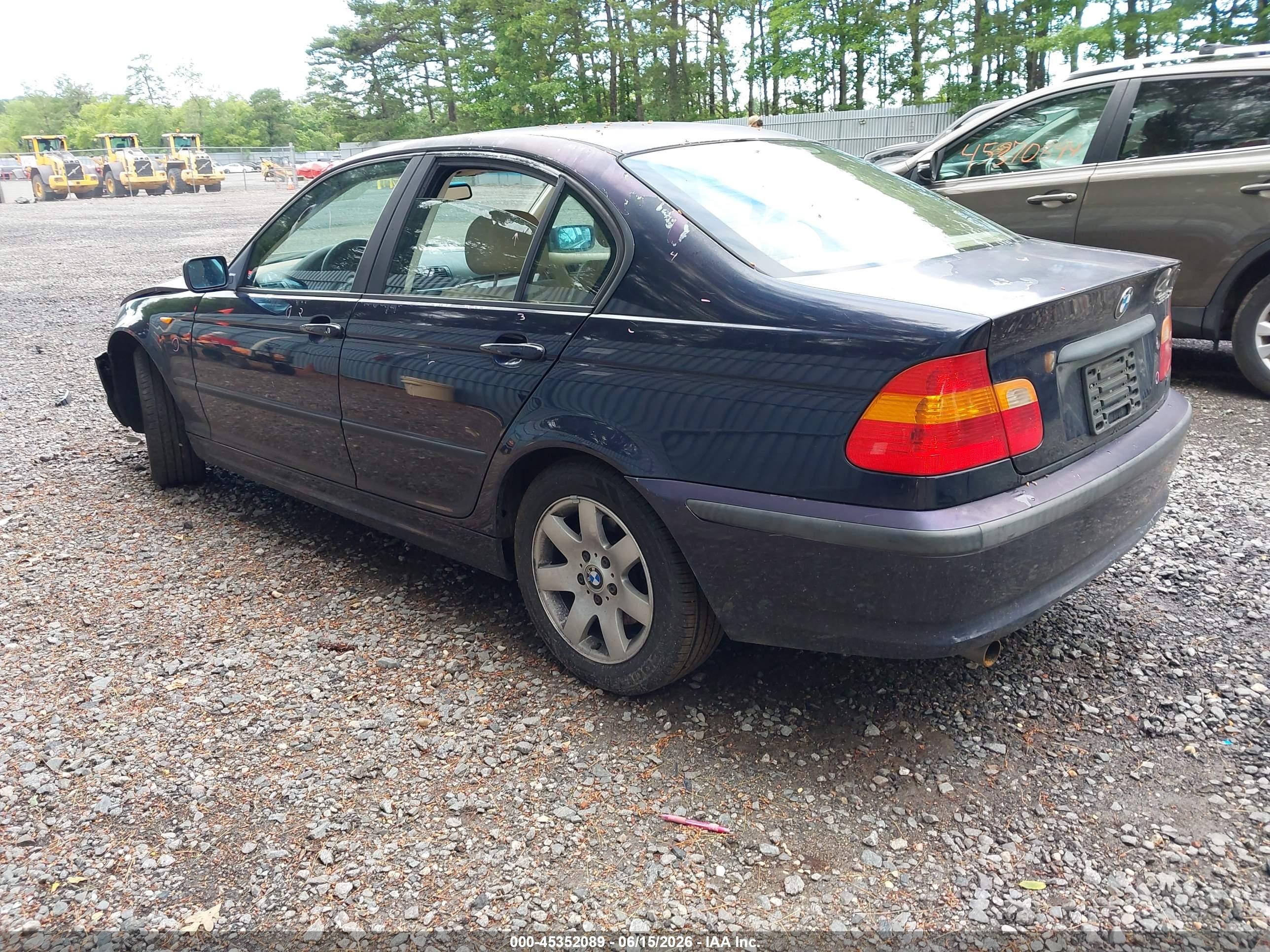 2005 Bmw 325xi   Dark Blue vin: WBAEU33405PF63641