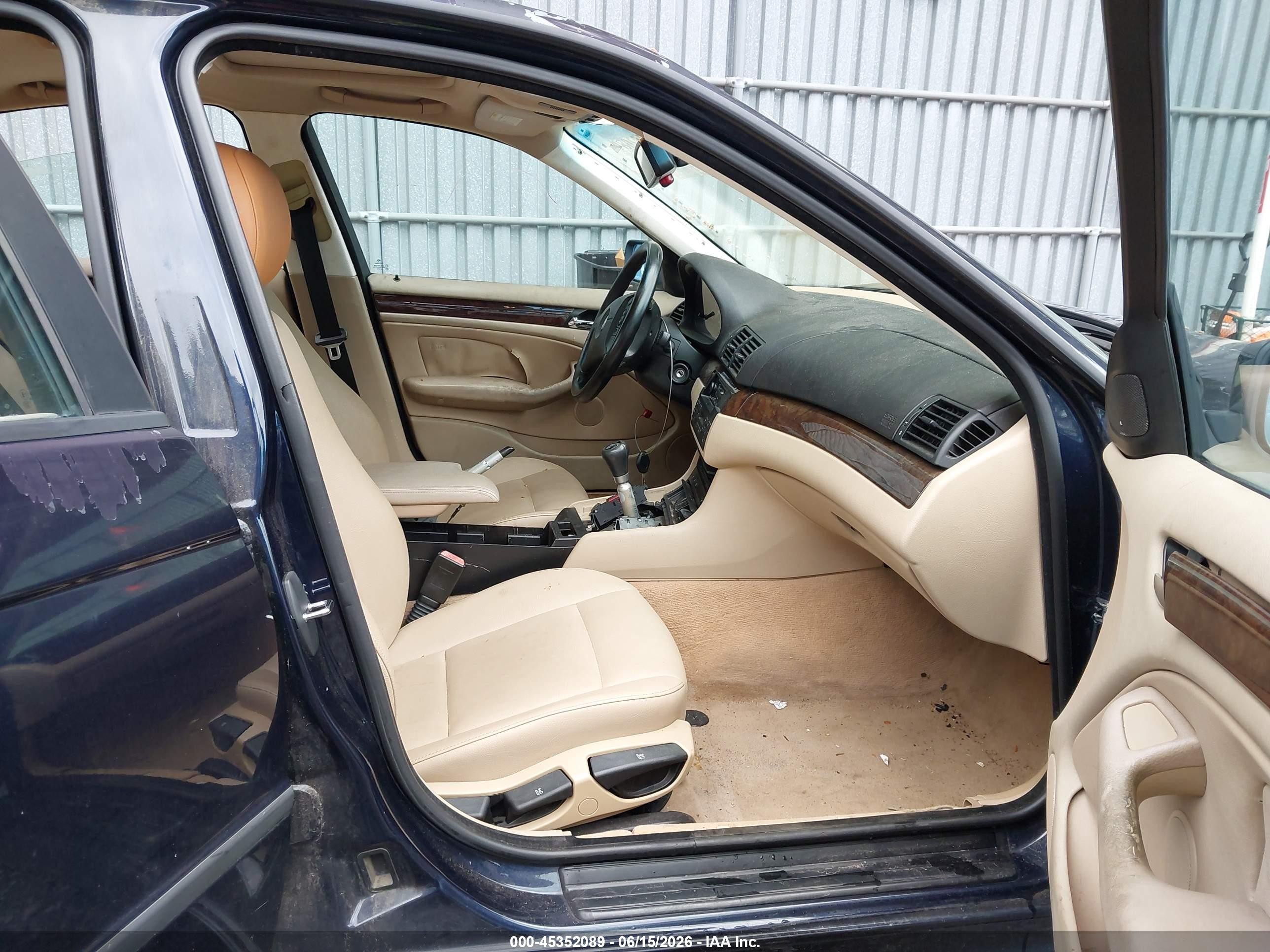 2005 Bmw 325xi   Dark Blue vin: WBAEU33405PF63641
