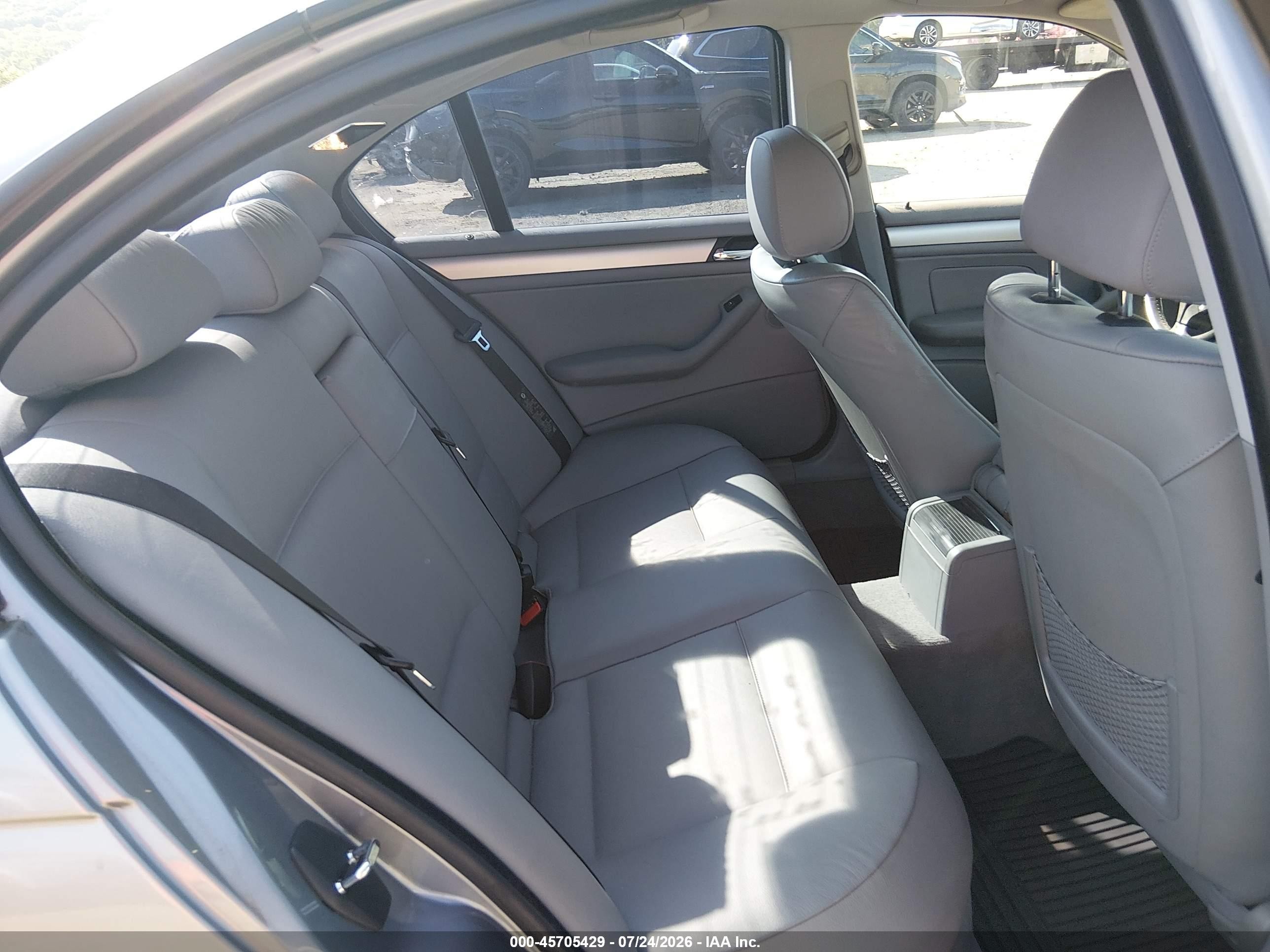 2004 Bmw 325xi   Silver vin: WBAEU33414PR11569
