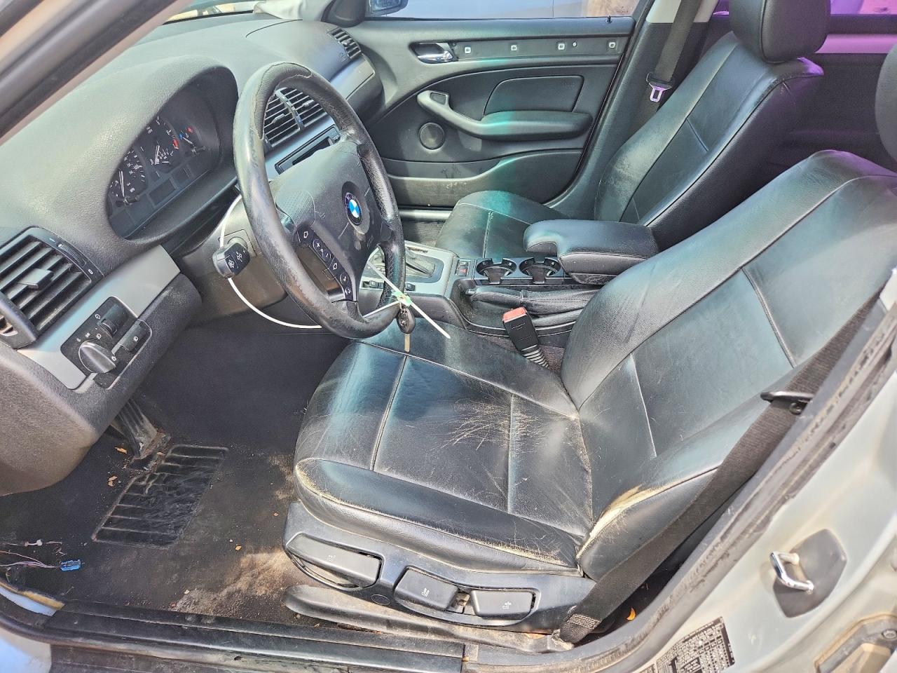 2003 Bmw 325 Xi Silver vin: WBAEU33423PM58061