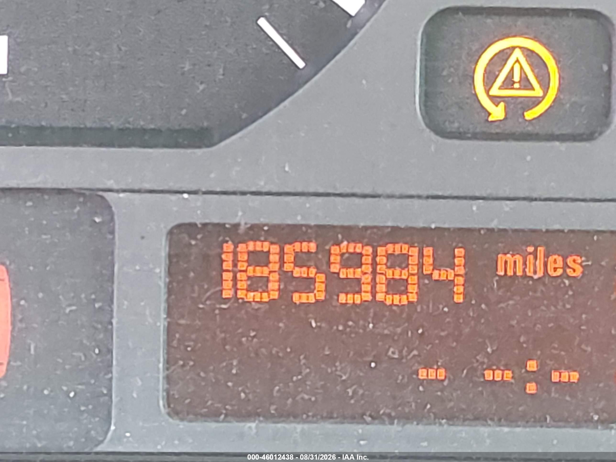 2002 Bmw 325xi   Белый vin: WBAEU33432PF57652