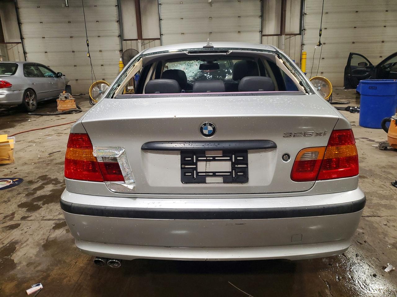 2004 Bmw 325 Xi Серебряный vin: WBAEU33434PR07605