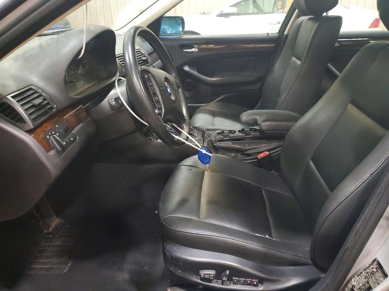 2004 Bmw 325 Xi Серебряный vin: WBAEU33434PR07605