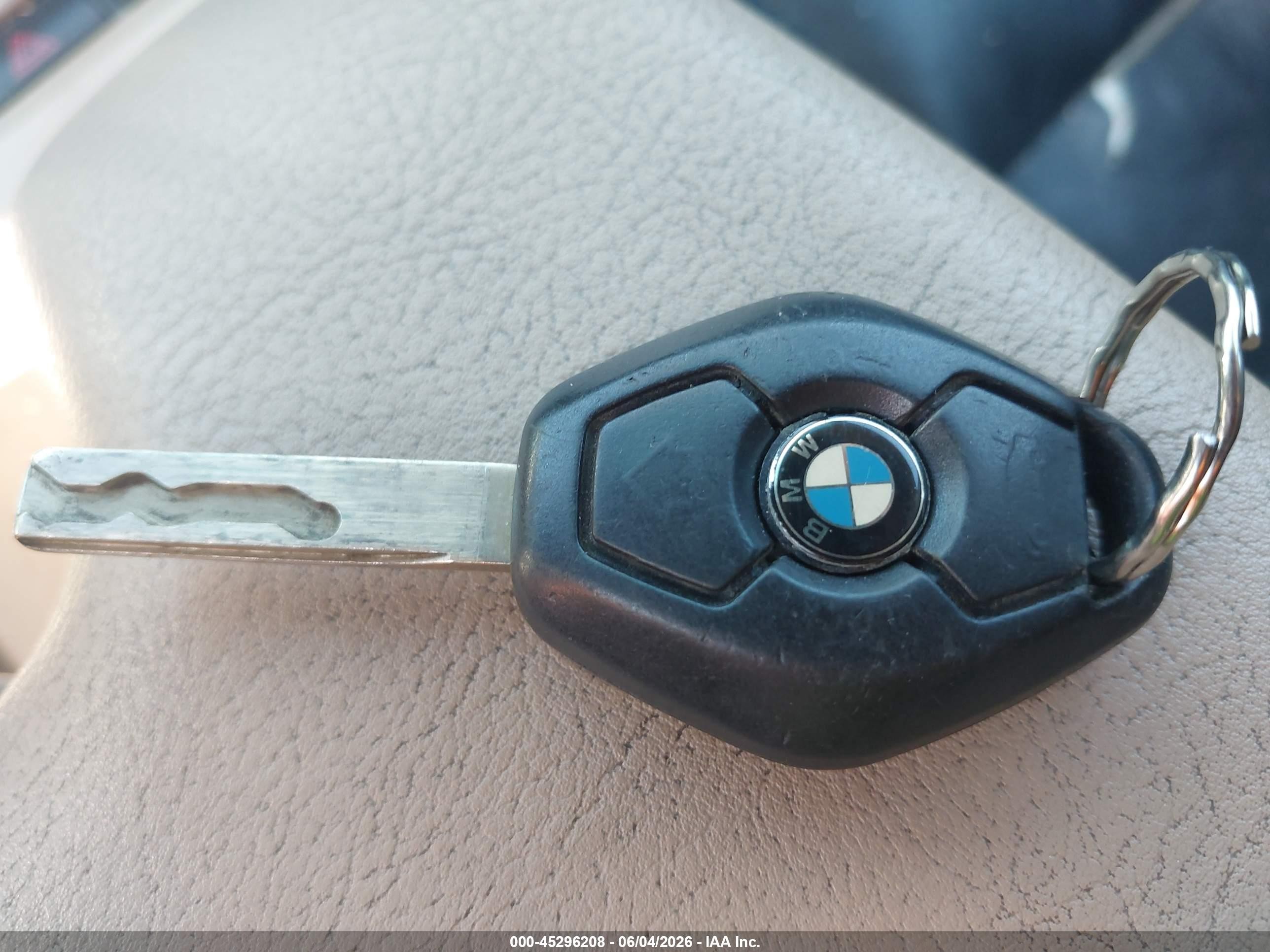 2005 Bmw 325xi   Dark Blue vin: WBAEU33465PR14808