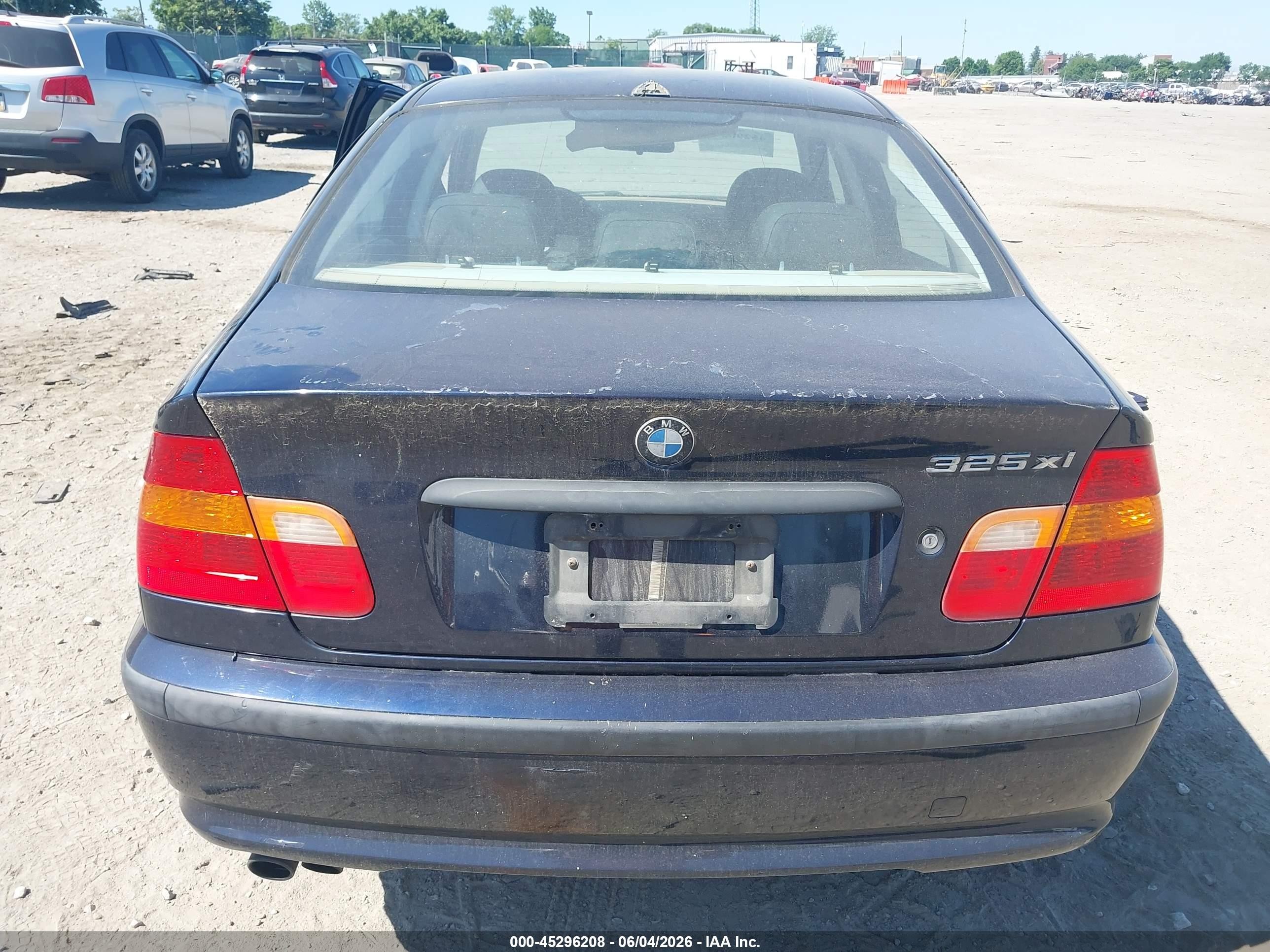 2005 Bmw 325xi   Dark Blue vin: WBAEU33465PR14808