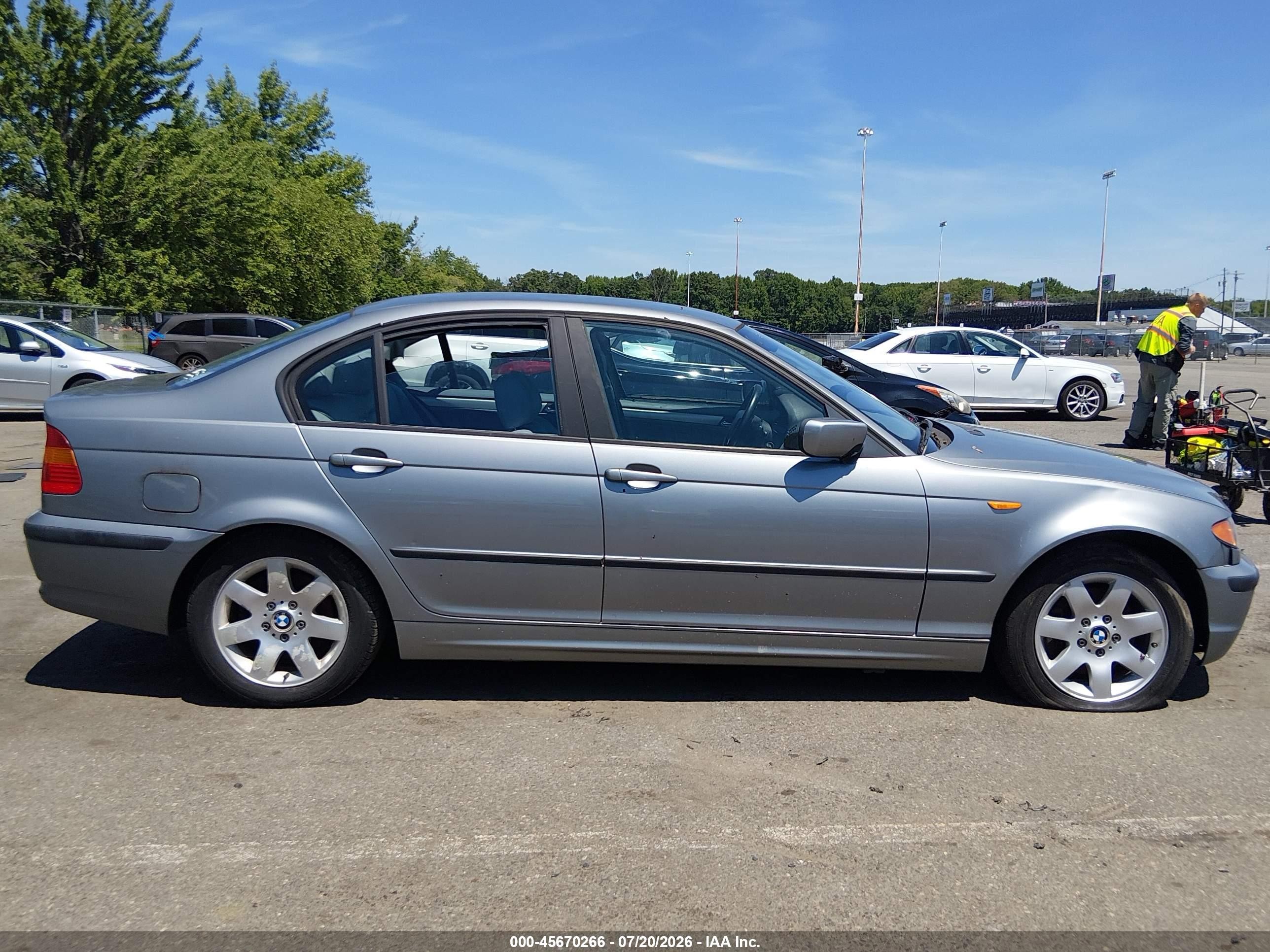 2004 Bmw 325xi   Silver vin: WBAEU33484PR13982