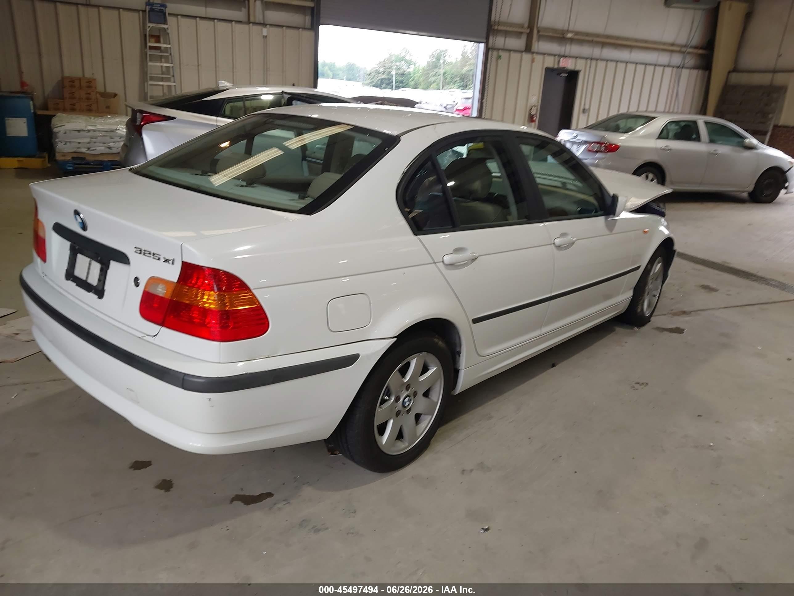2002 Bmw 3 Series 325xi White vin: WBAEU33492PF68316