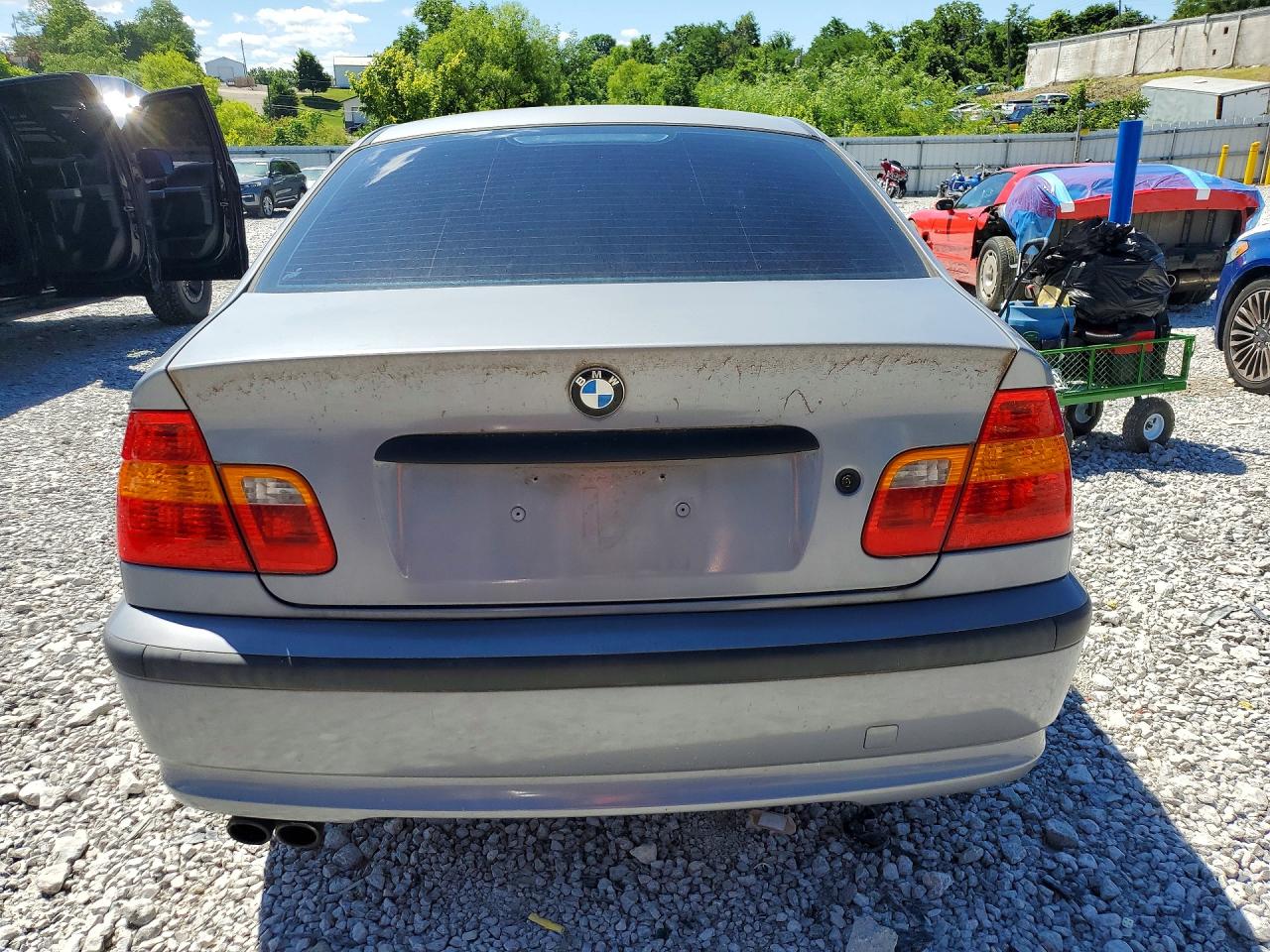 2004 Bmw 325 Xi Silver vin: WBAEU33494PR14011