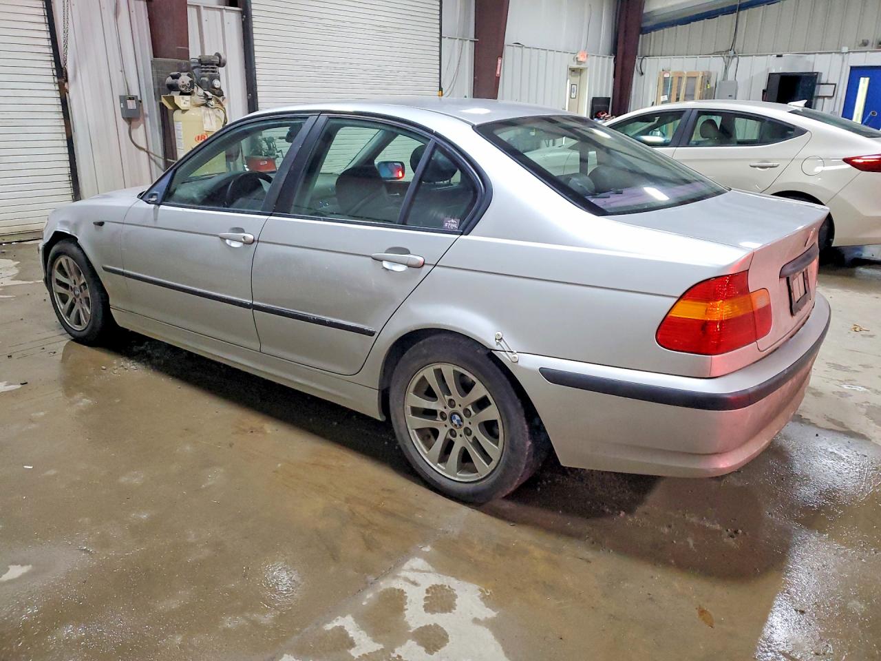 2003 Bmw 325 Xi Silver vin: WBAEU334X3PF59450