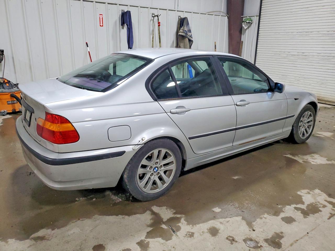 2003 Bmw 325 Xi Silver vin: WBAEU334X3PF59450