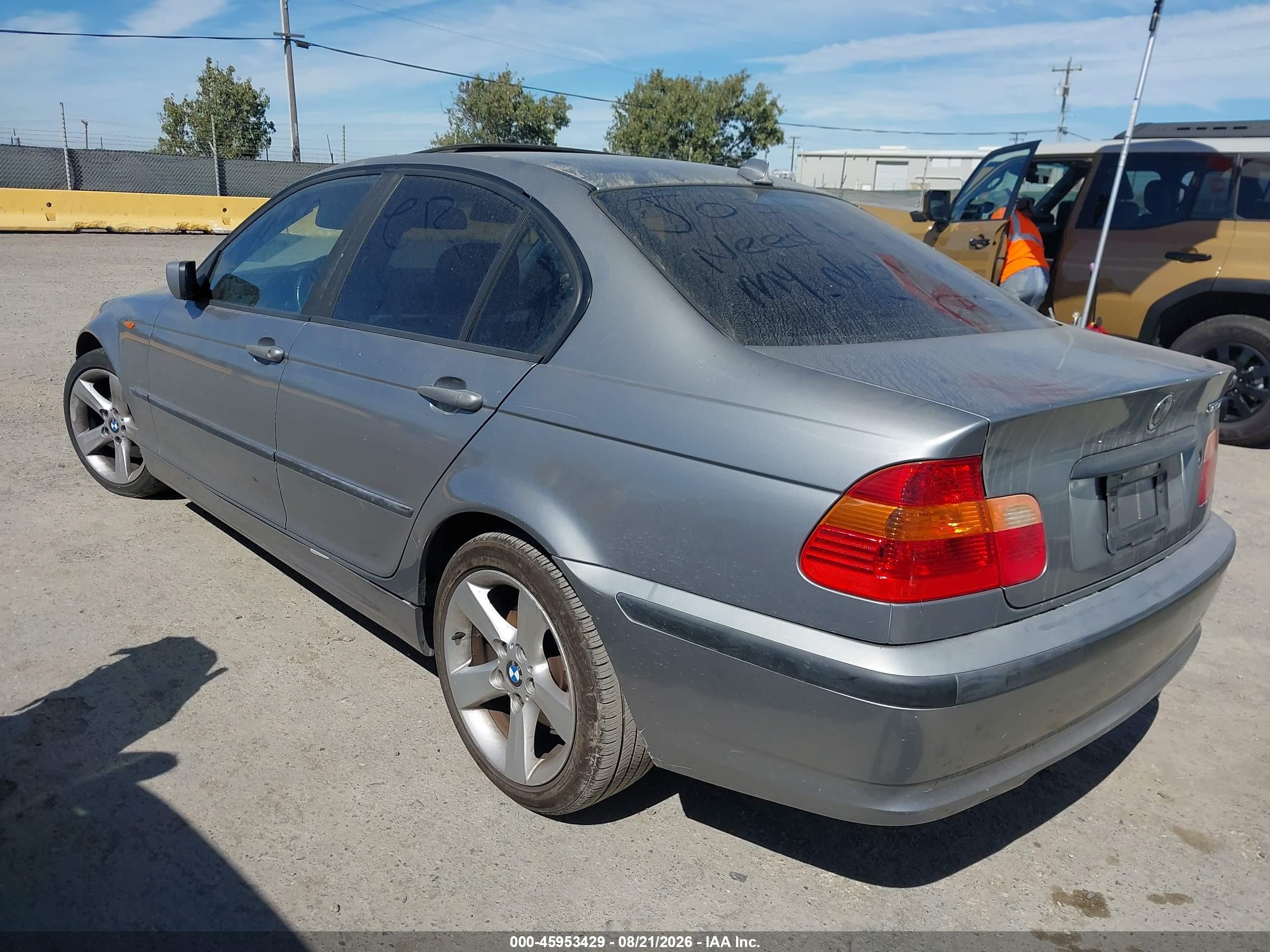 2004 Bmw 325i   Gray vin: WBAEV33414KL63695