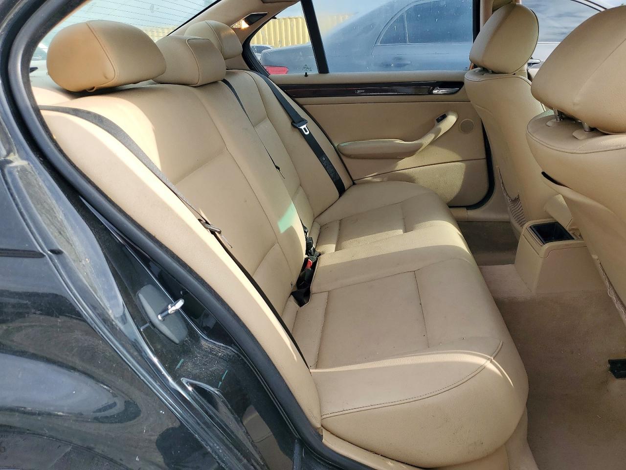 2005 Bmw 325 I Черный vin: WBAEV33415KW20520