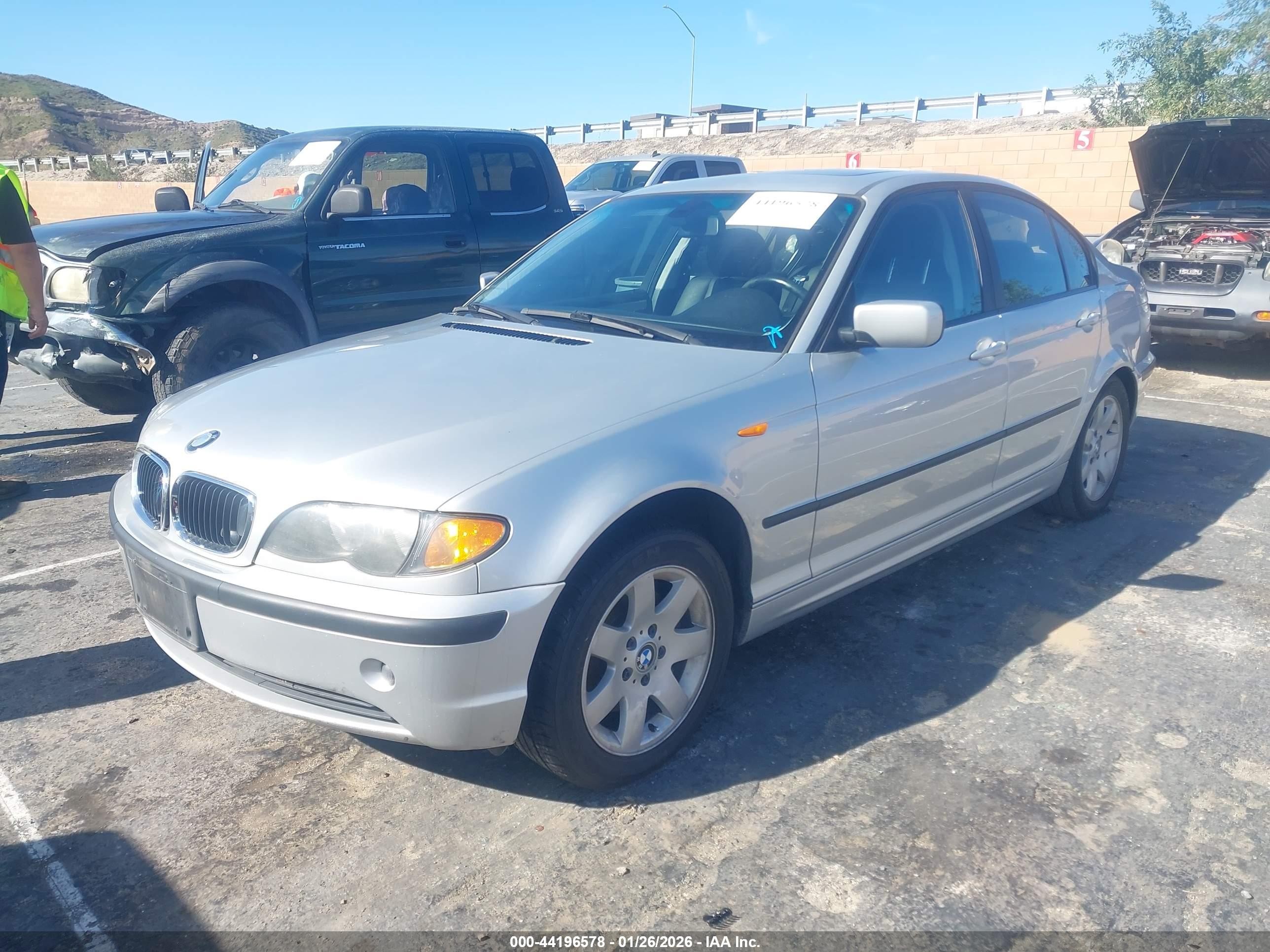2004 Bmw 325i   Gray vin: WBAEV33434KR30439