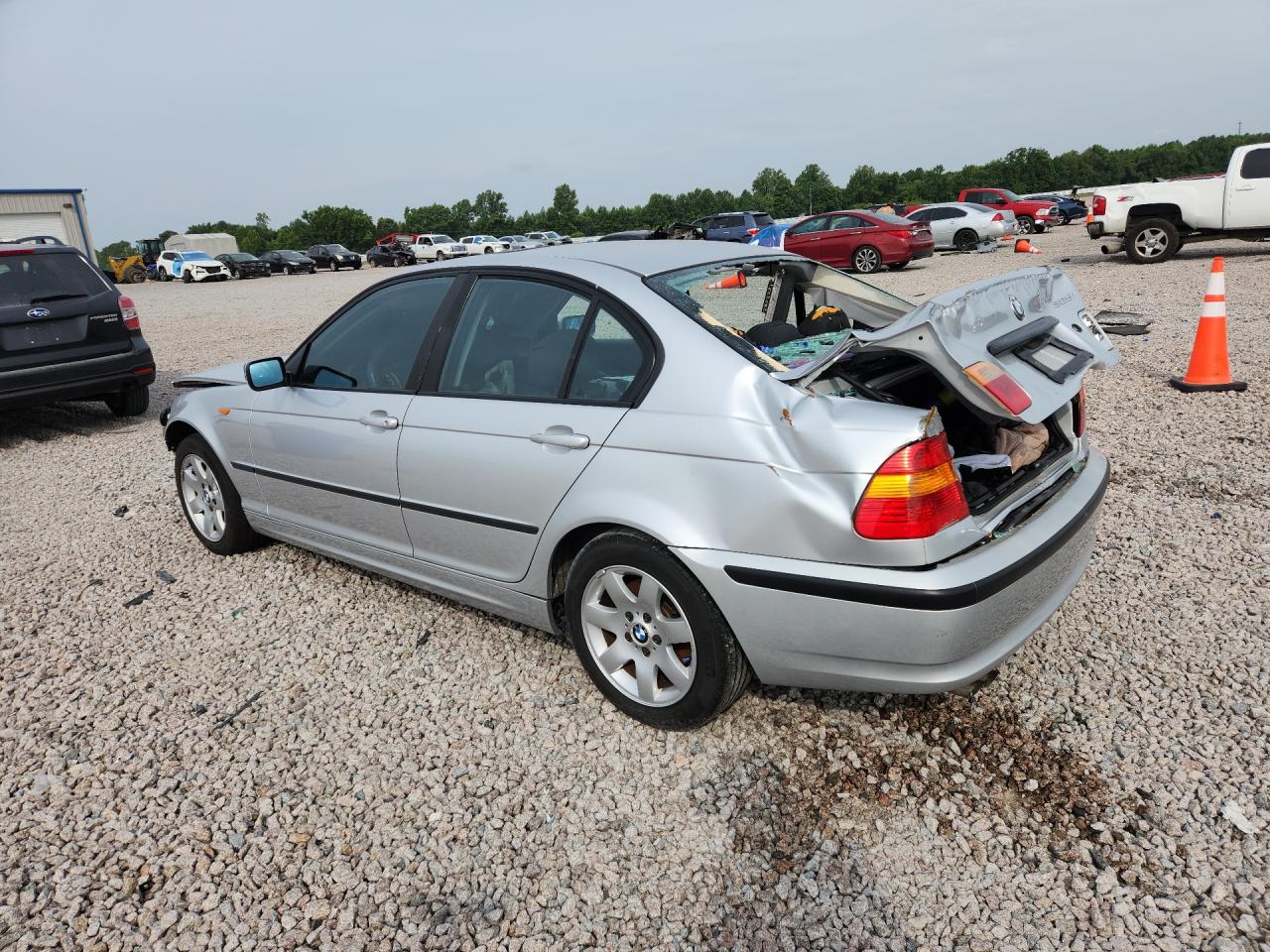 2003 Bmw 325 I Silver vin: WBAEV33453KL80126