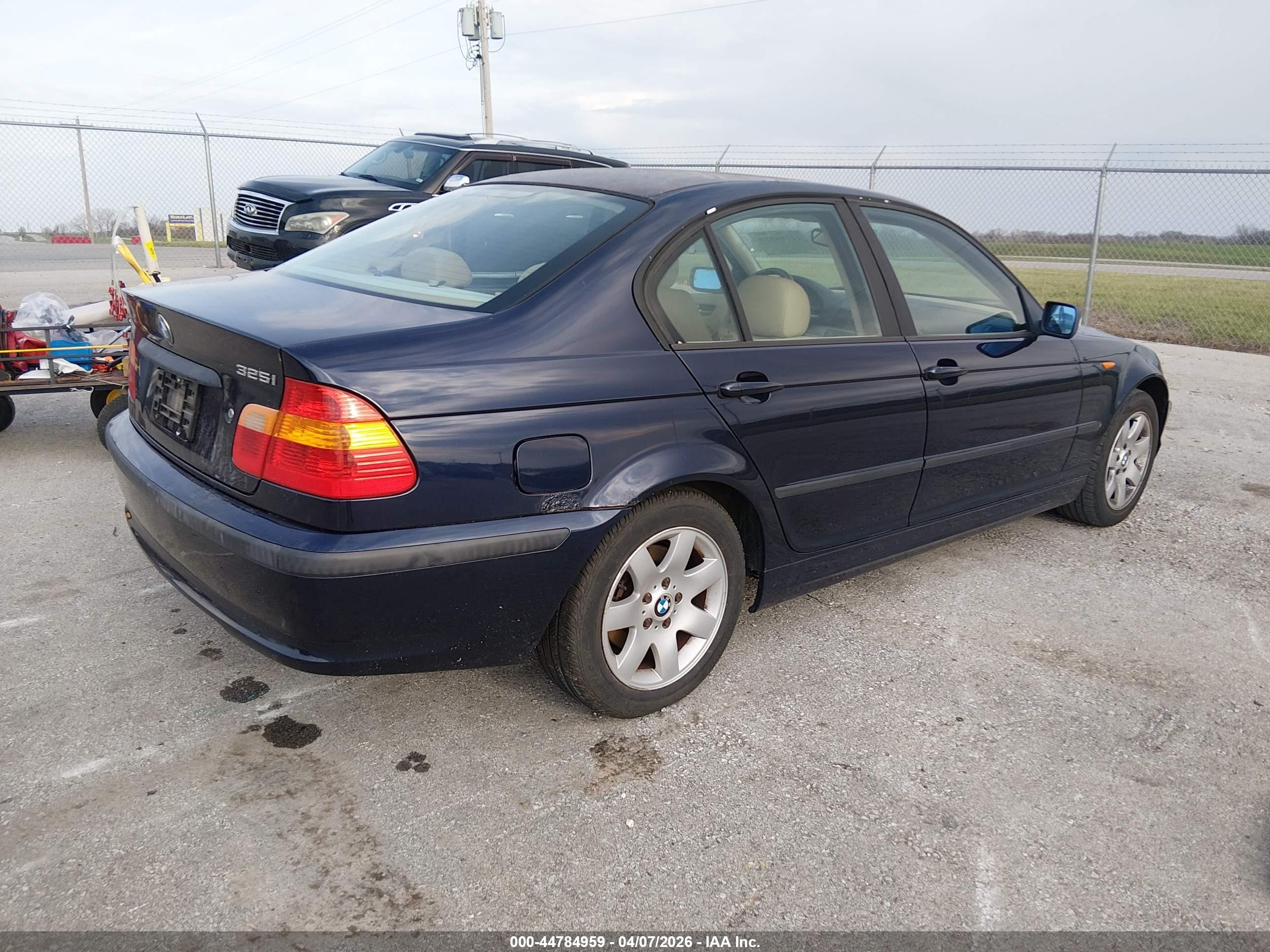 2002 Bmw 325i   Синий vin: WBAEV33462KL77931