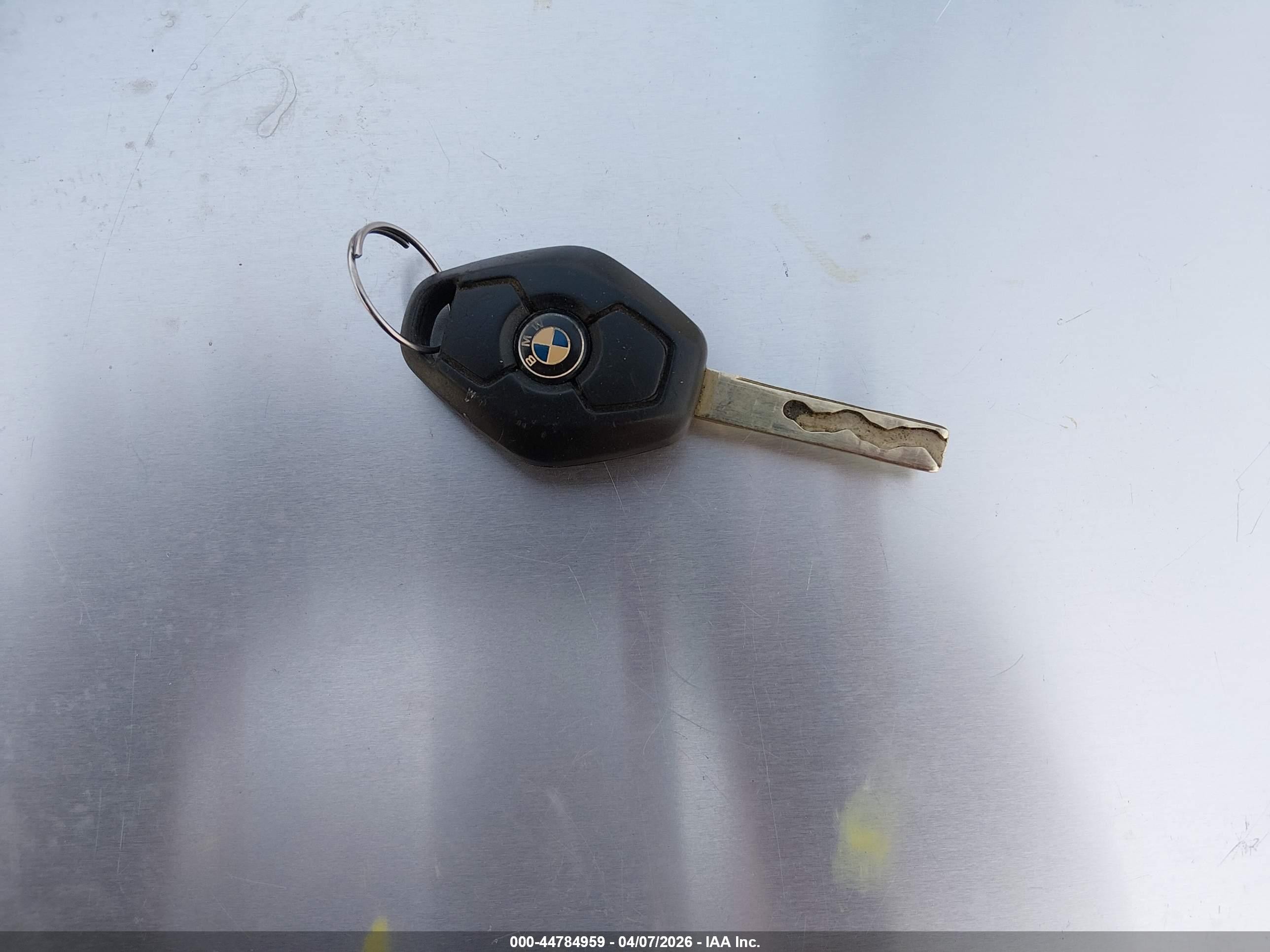 2002 Bmw 325i   Синий vin: WBAEV33462KL77931