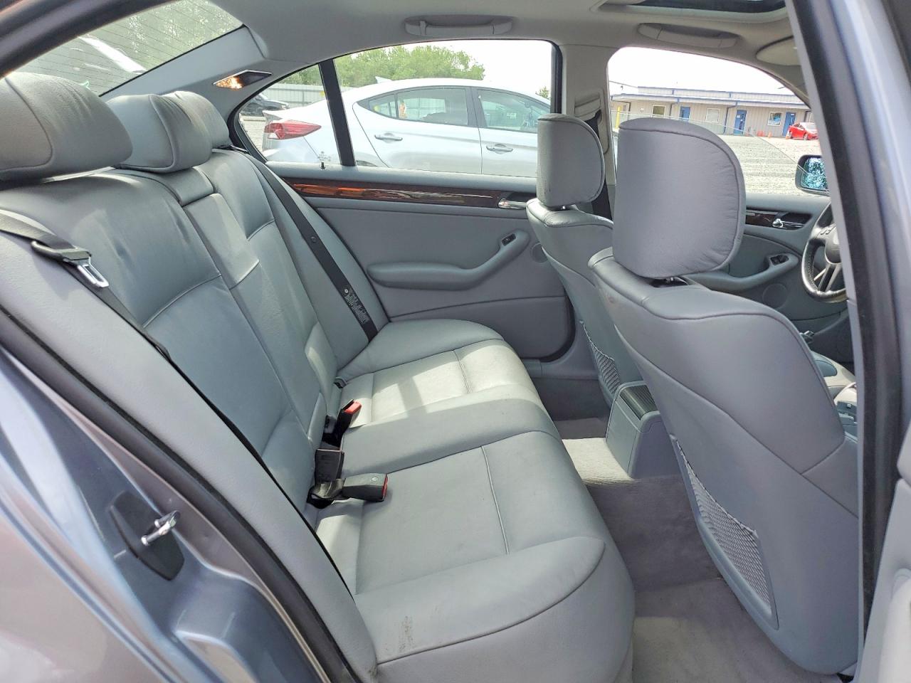2005 Bmw 325 I Gray vin: WBAEV33465KW17435