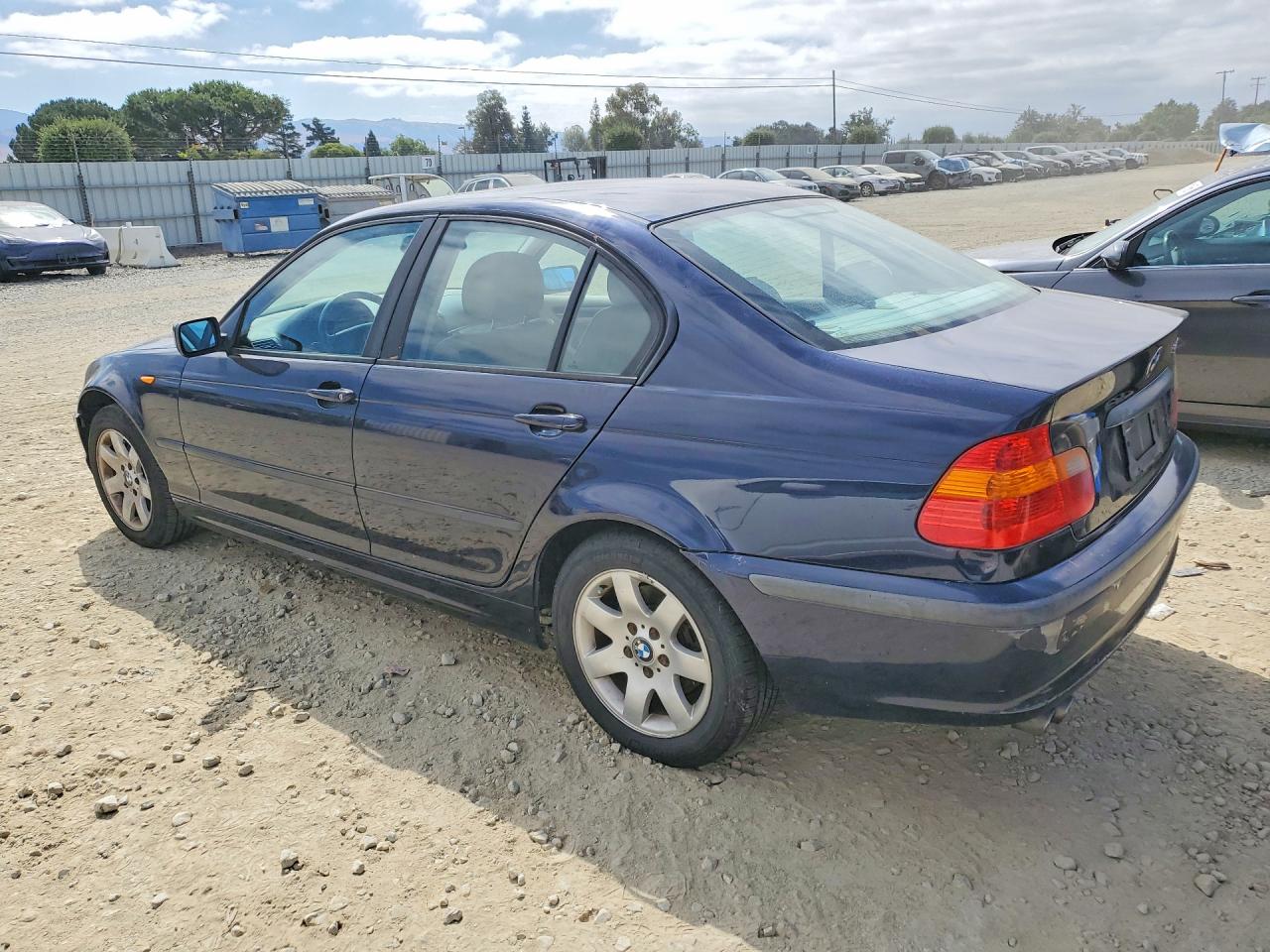 2002 Bmw 325 I Blue vin: WBAEV33472KL68736