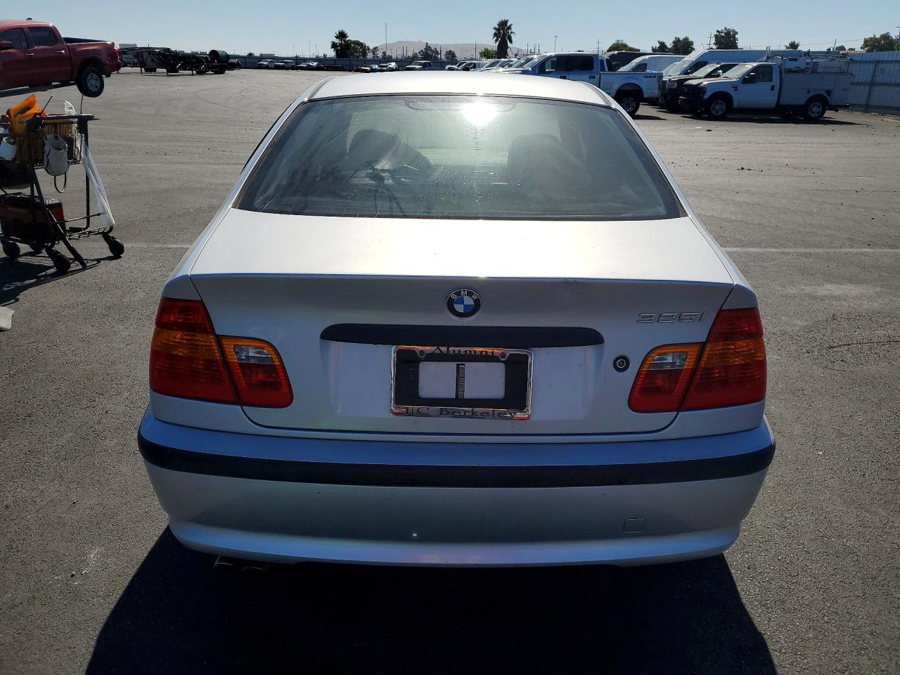 2002 Bmw 325 I Silver vin: WBAEV33492KL68351