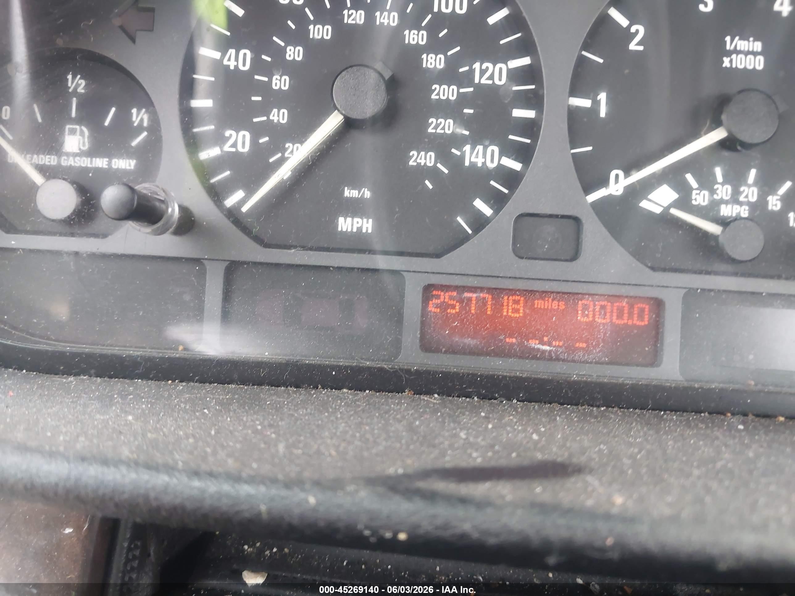 2002 Bmw 325i   Gray vin: WBAEV33492KL77910
