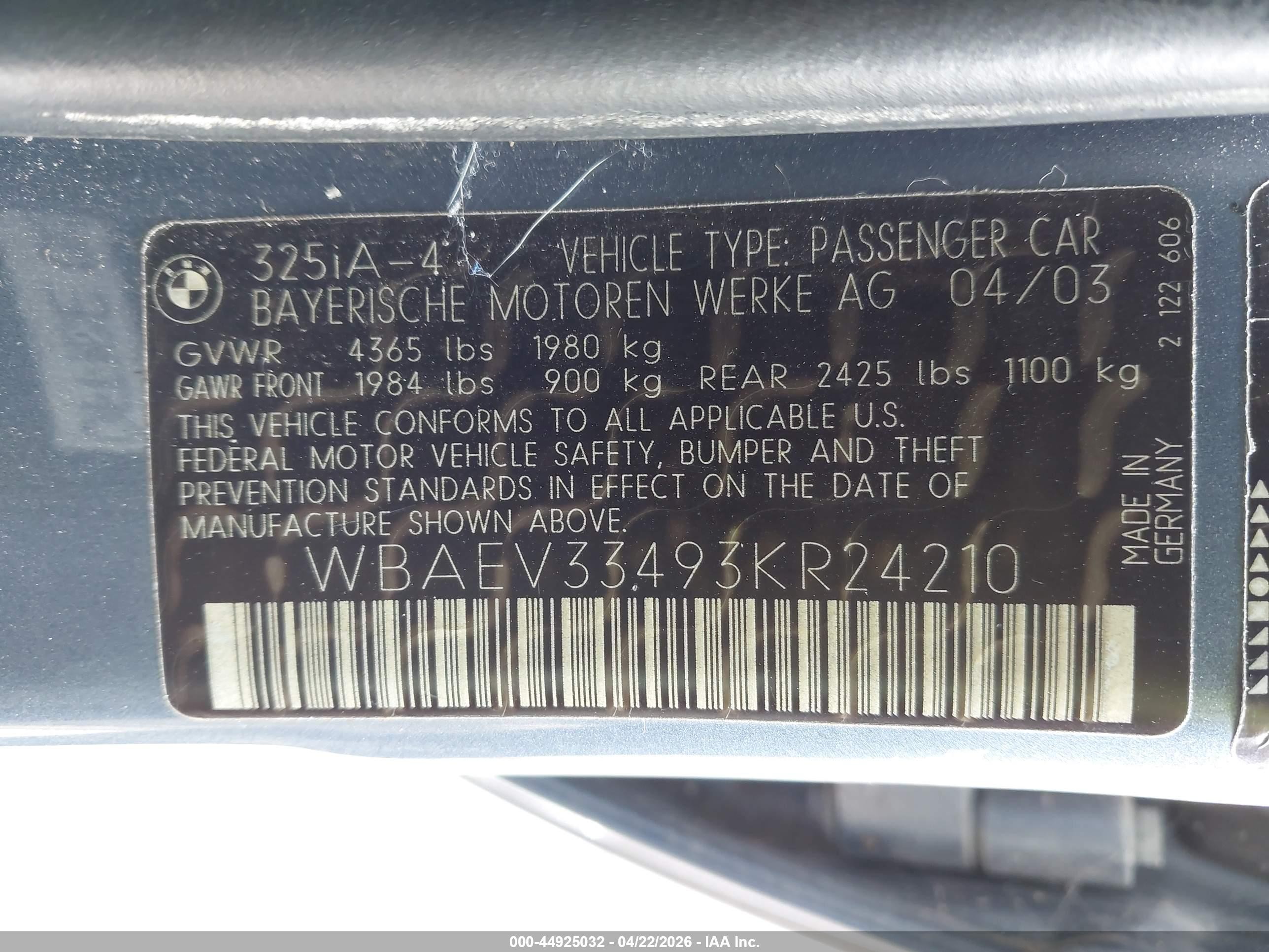 2003 Bmw 325i   Blue vin: WBAEV33493KR24210