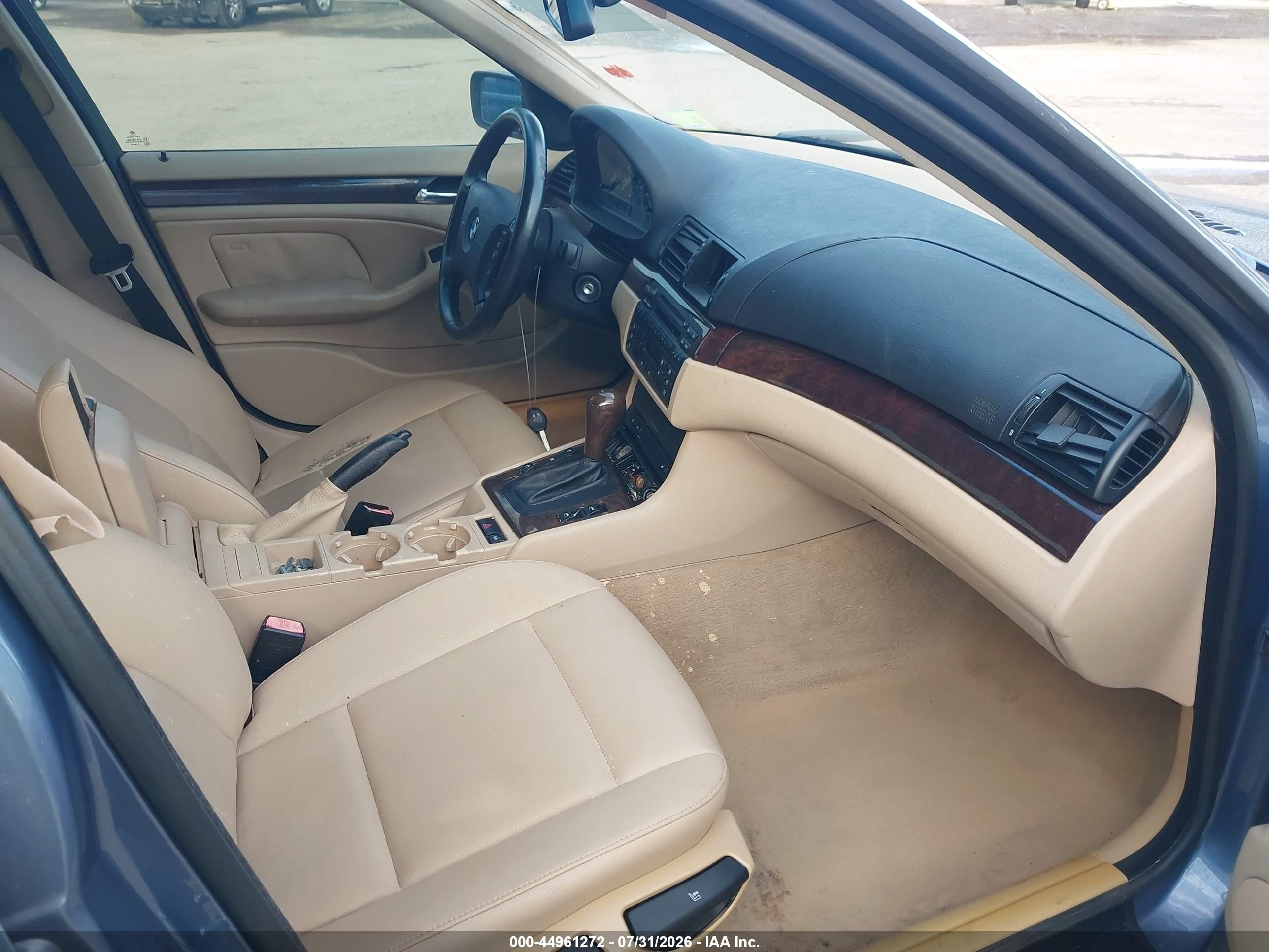 2005 Bmw 325i   Blue vin: WBAEV33495KW19938