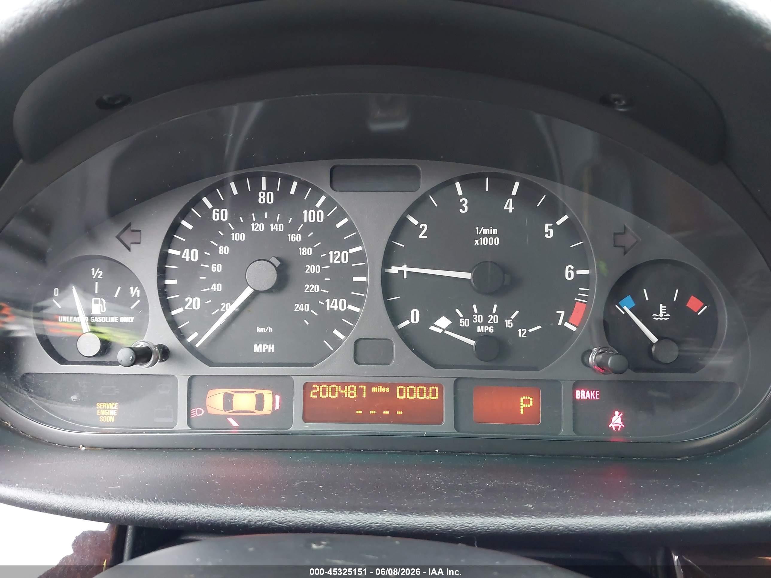 2005 Bmw 325i   Silver vin: WBAEV33495KX09624