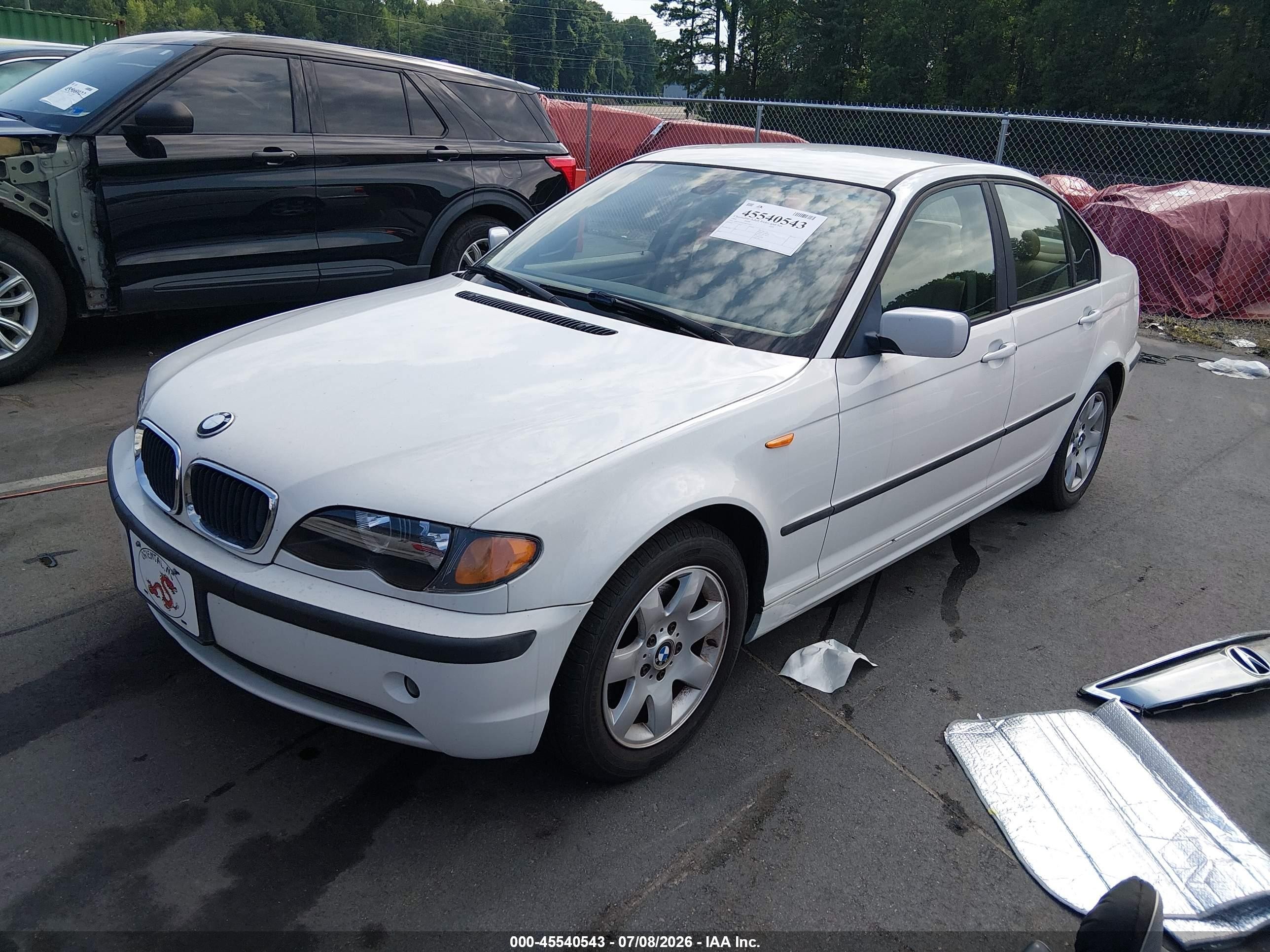 2004 Bmw 325i   White vin: WBAEV334X4KL61833