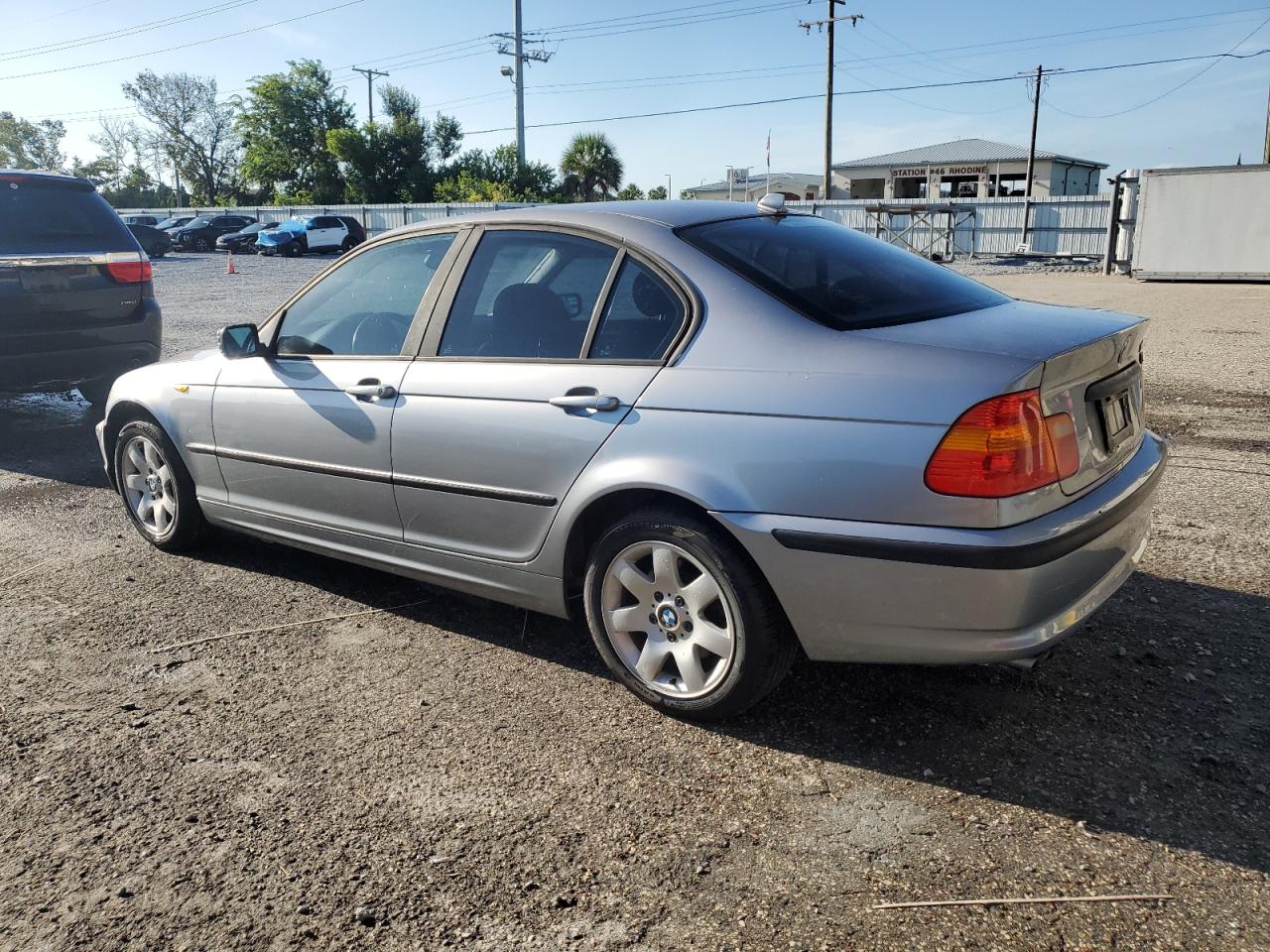 2004 Bmw 325 I Серебряный vin: WBAEV334X4KR32754