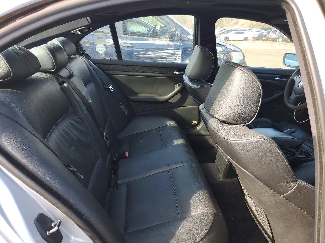 2004 Bmw 330 I Silver vin: WBAEV53404KM07858