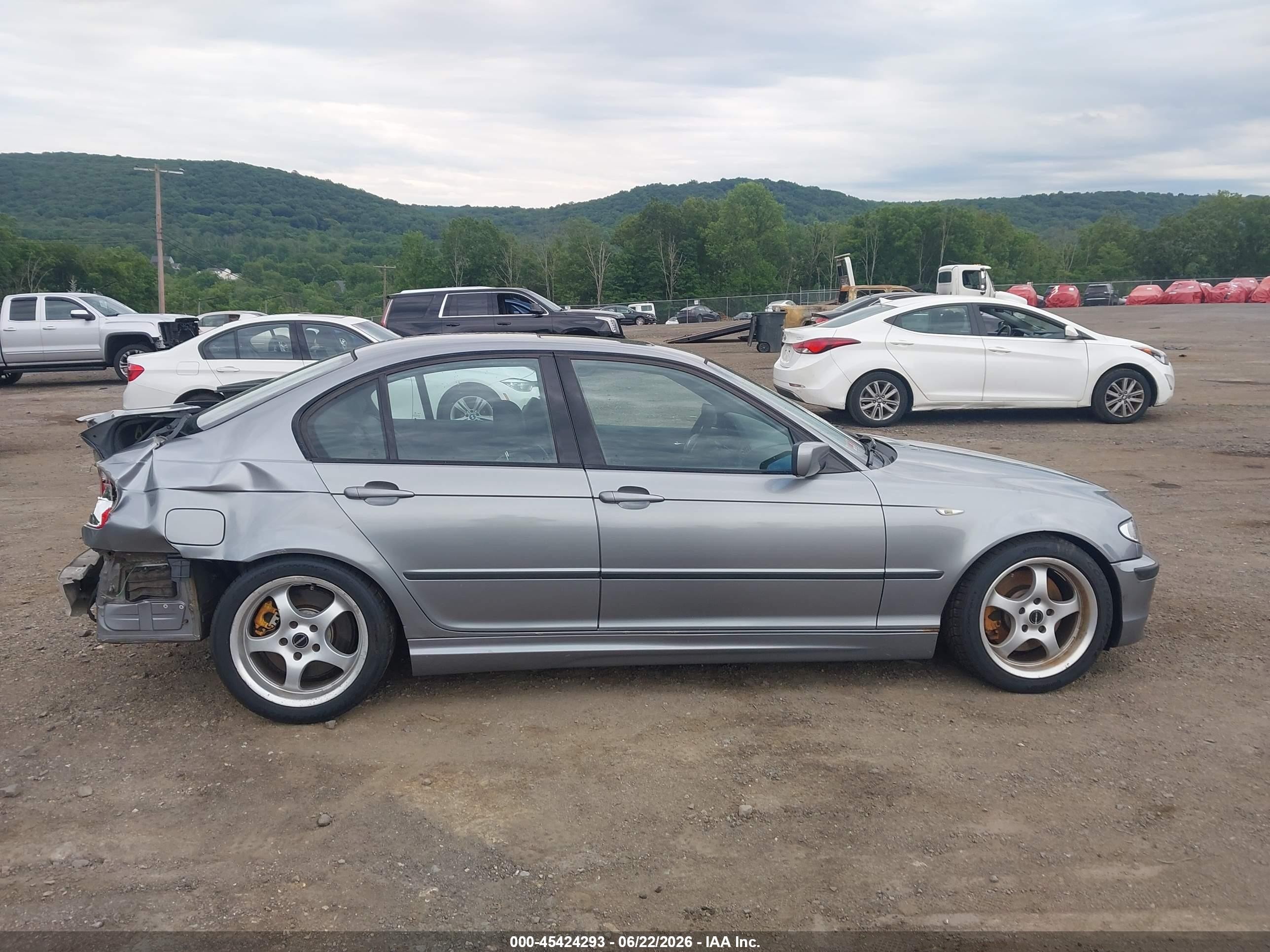 2005 Bmw 330i   Blue vin: WBAEV53405KM08400
